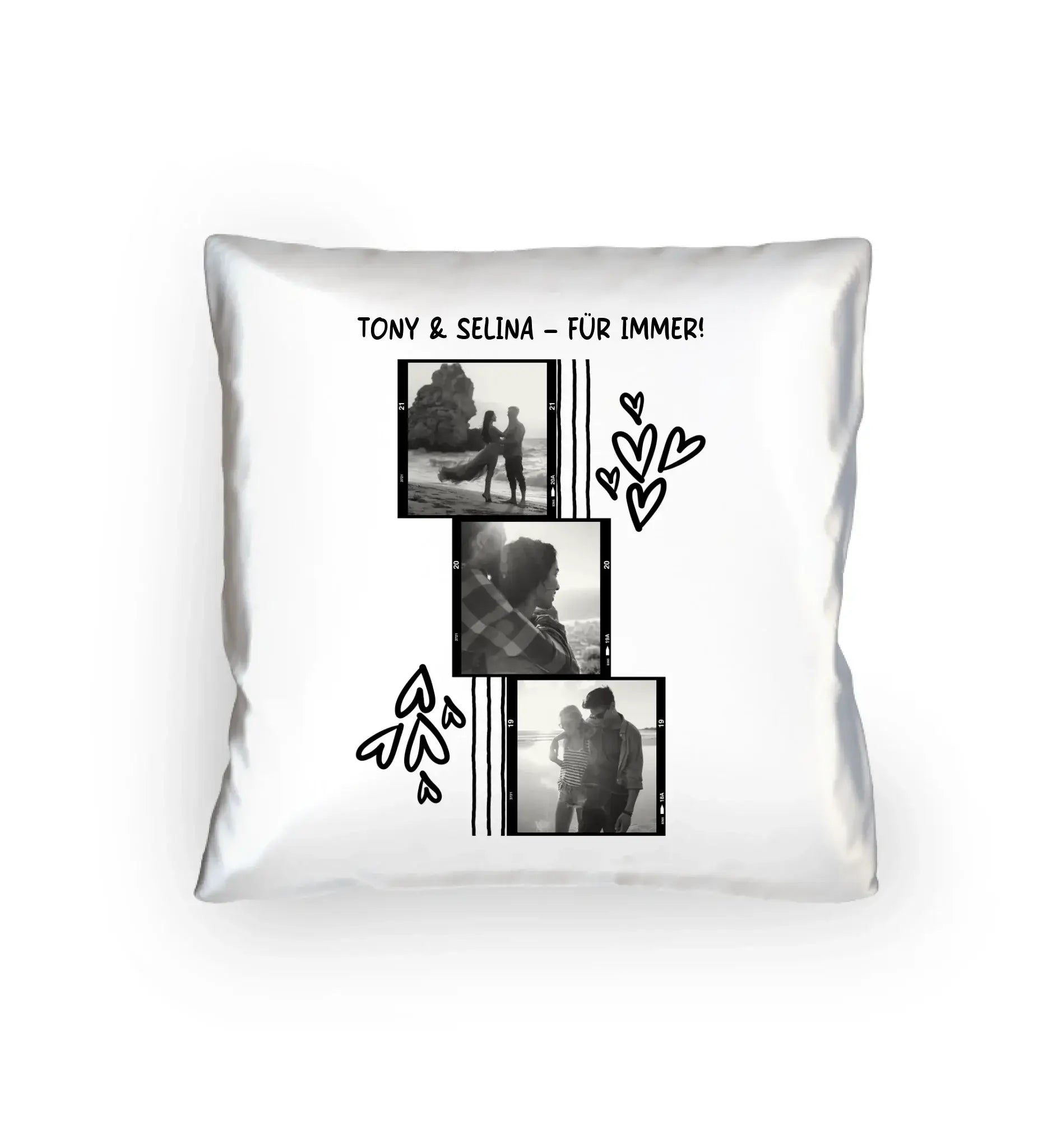 Weißer dekorativer kissenbezug mit schwarzweiß fotocollage und handgezeichneten herzen tony und selina für immer