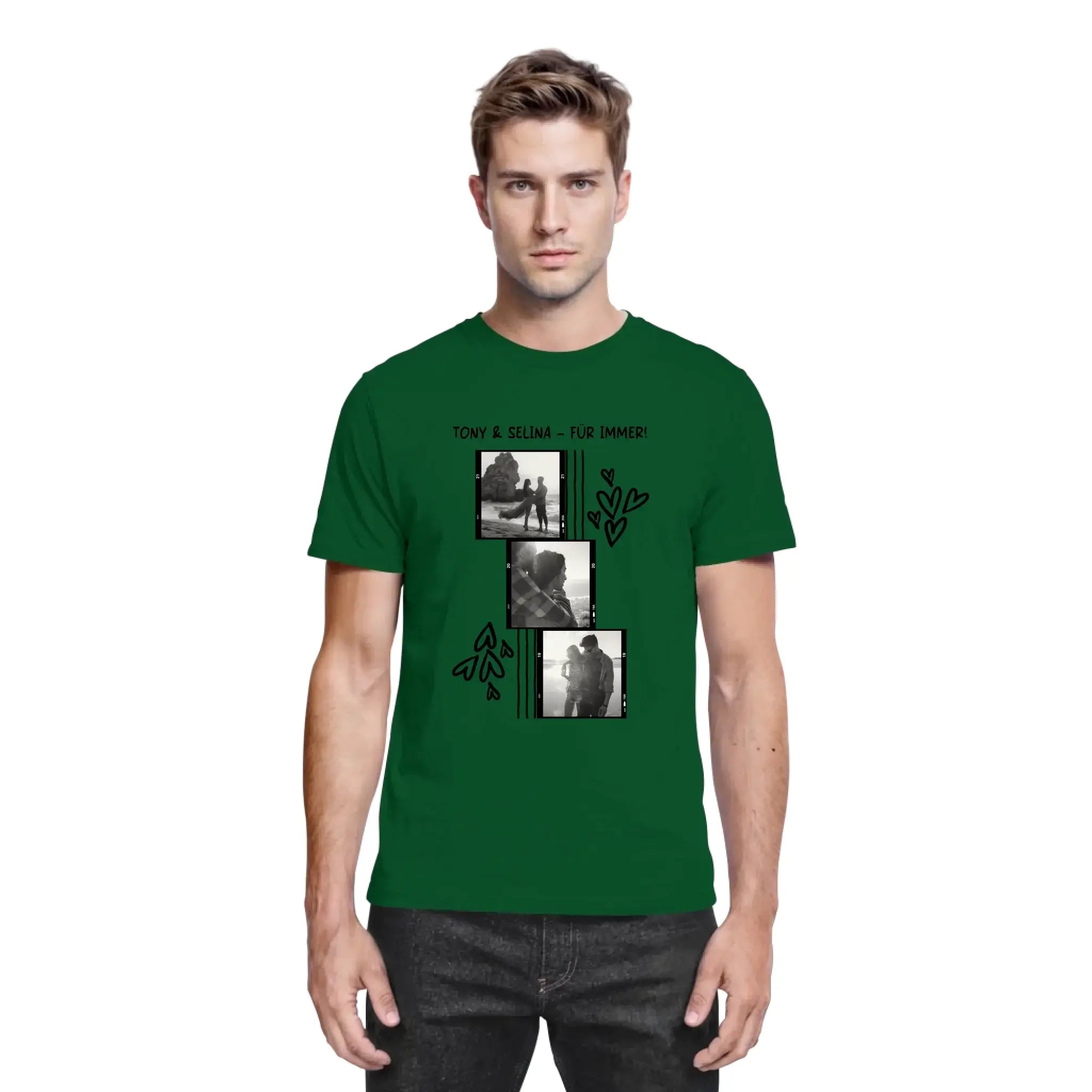 Dunkelgrünes baumwollshirt mit schwarz-weißer fotocollage aus drei bilderrahmen und herzakzenten aus der statement-collection