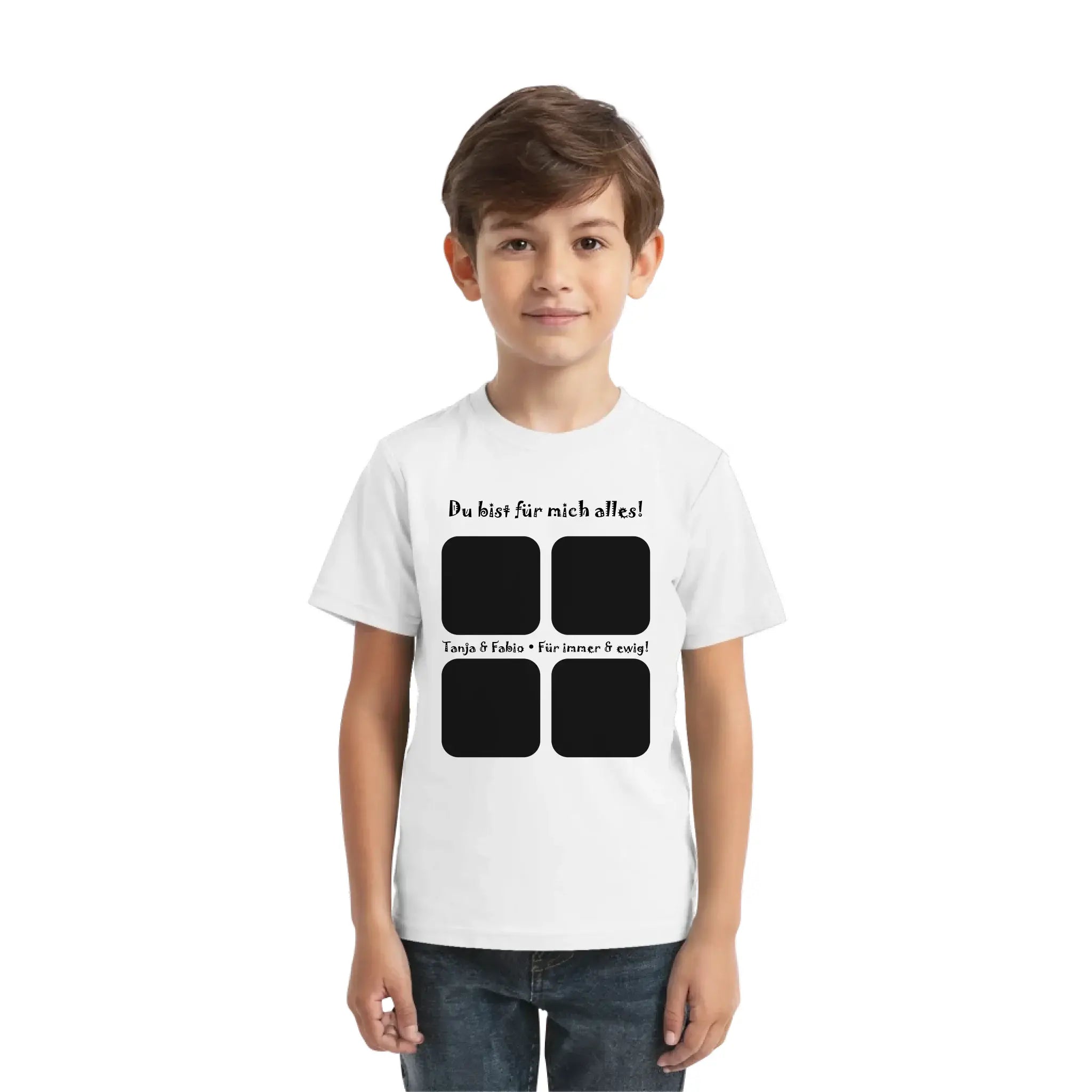 Weißes baumwollt-shirt mit schwarzem text und vier quadratischen platzhaltern vorne aus der statement-collection