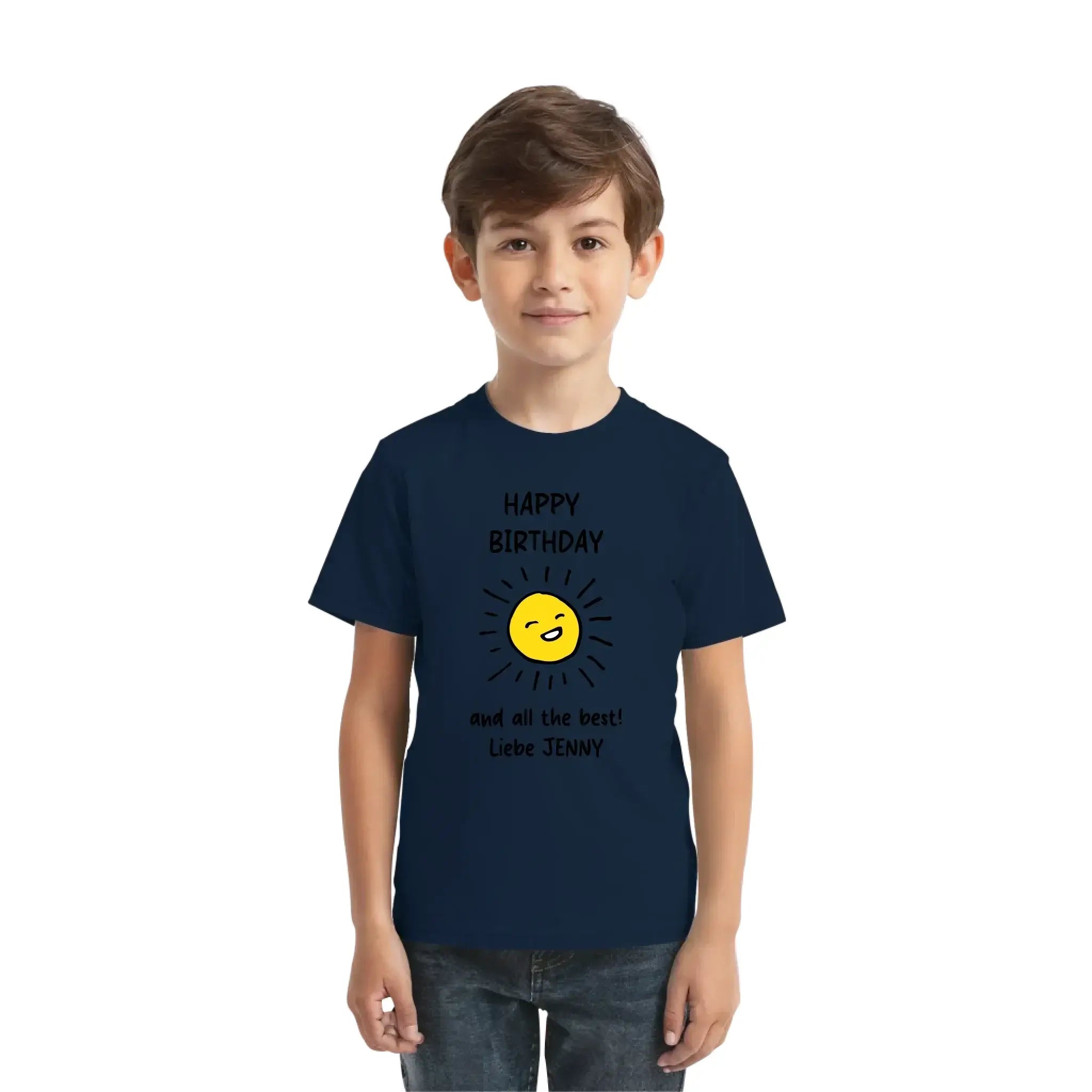 Navy blaues kurzarmshirt mit gelber sonnengrafik und schwarzem happy birthday text aus der geburtstag motiv 3 collection