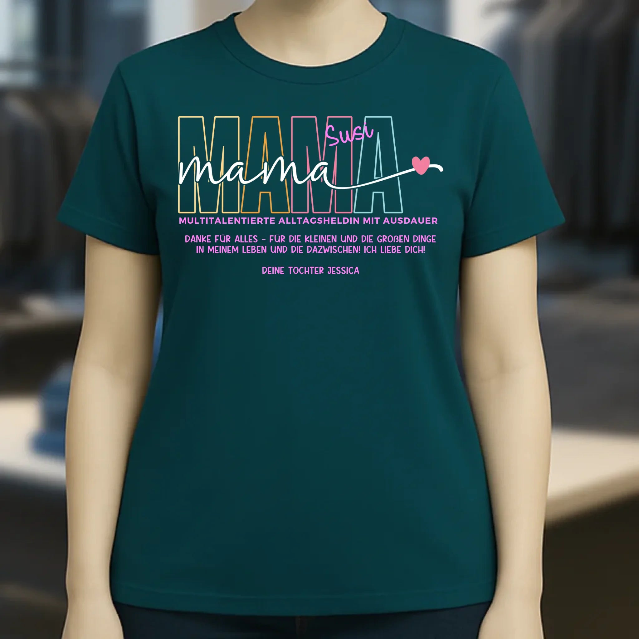 MAMA: Multitalentierte Alltagsheldin mit Ausdauer + Wunschname + Botschaft • Ladies Premium T-Shirt XS-2XL aus Bio-Baumwolle für Damen • Exklusivdesign • personalisiert