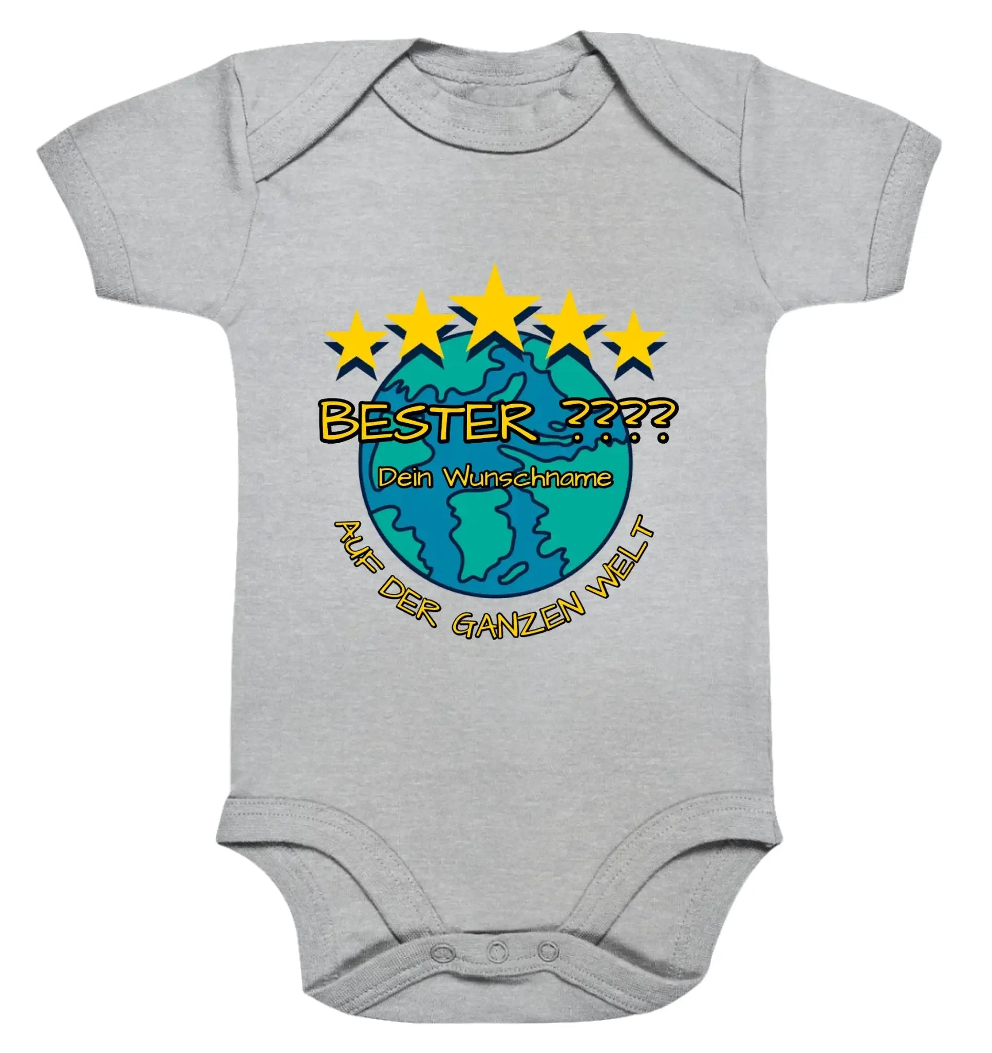 Hellgrauer baby onesie mit blau grünem globus und fünf gelben sternen sowie schwarzem bester text oben