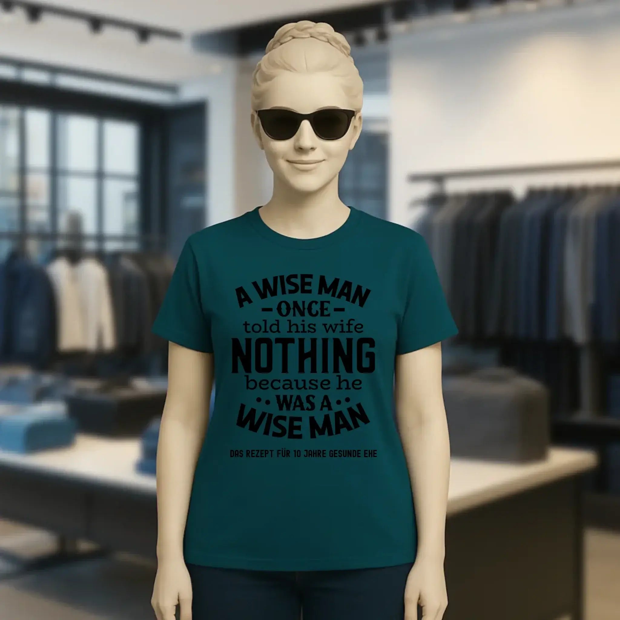 A wise man & his wife • Mann • Frau • Ehe • Ladies Premium T-Shirt XS-2XL aus Bio-Baumwolle für Damen • Exklusivdesign • personalisiert