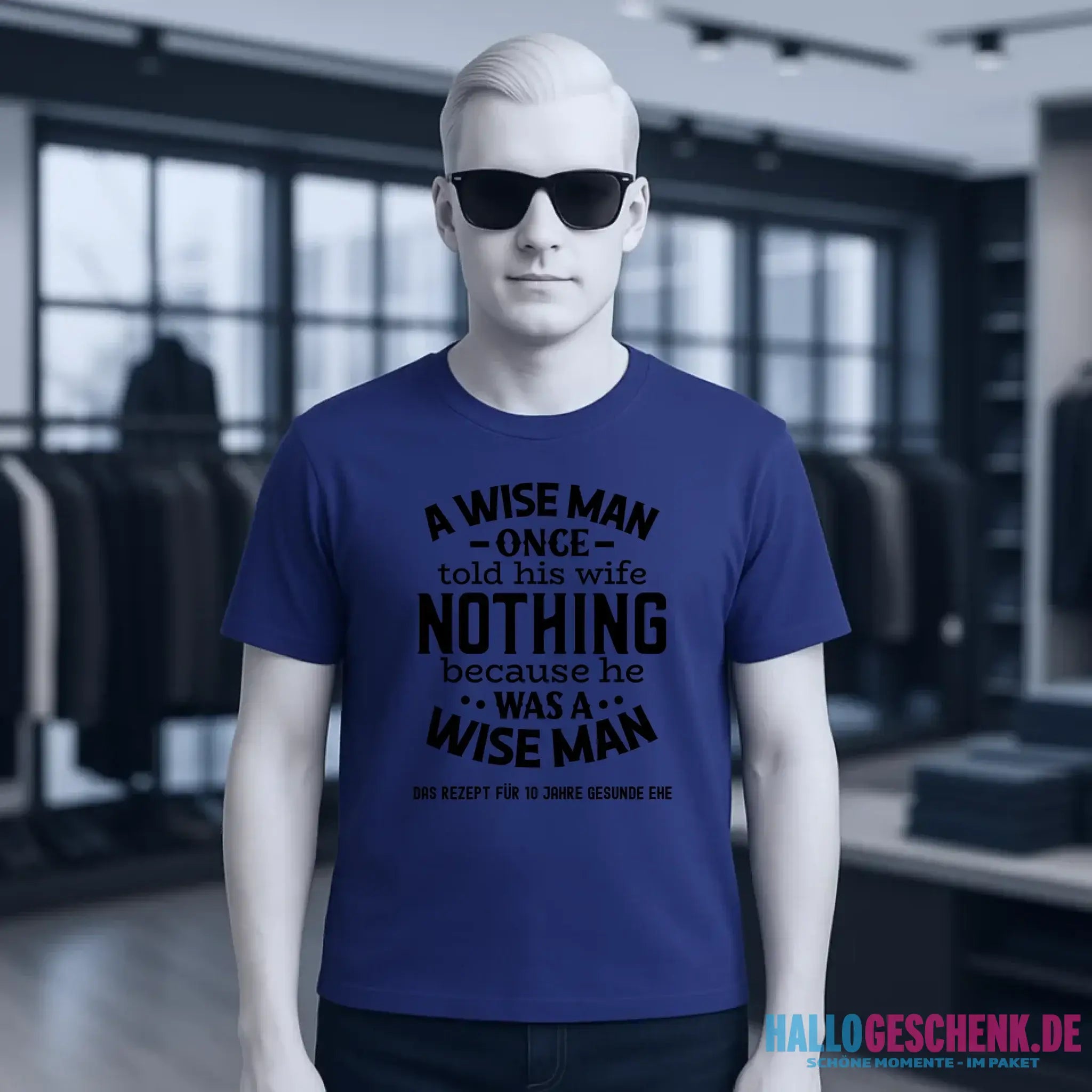 A wise man & his wife • Mann • Frau • Ehe • Unisex Premium T-Shirt XS-5XL aus Bio-Baumwolle für Damen & Herren • Exklusivdesign • personalisiert