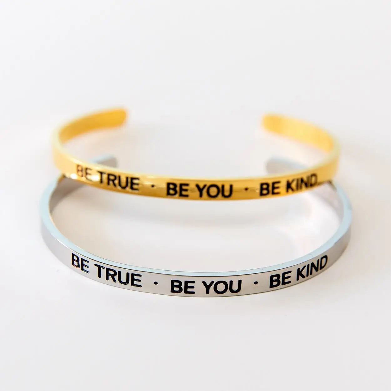 Armreif mit Gravur | Silber | ’Be true - be you - be kind’