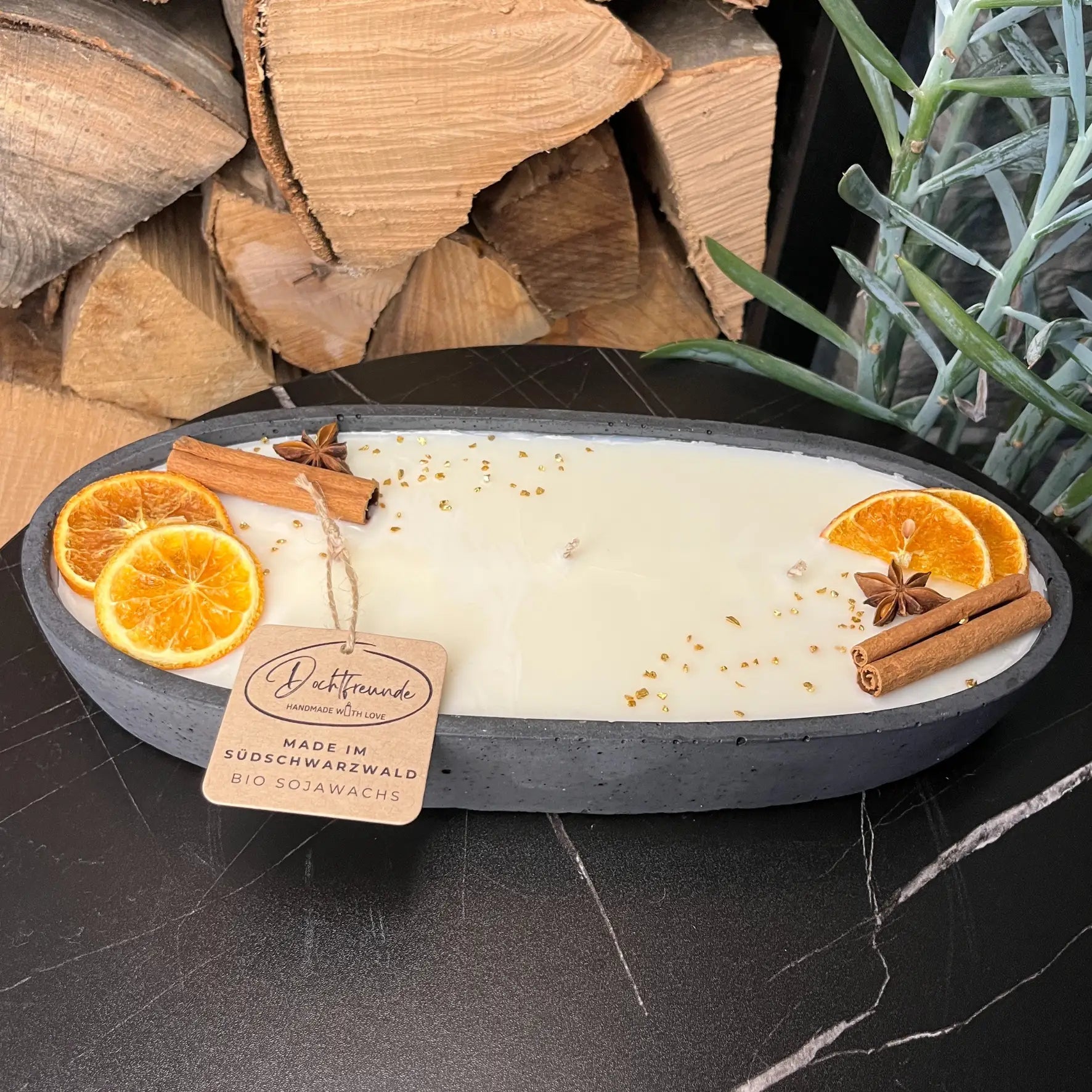 Black Edition - HANDGEMACHTE BETONKERZE ’Black-Ship’ - Stilvolle Sojawachskerze für Ihr Zuhause. Kerze