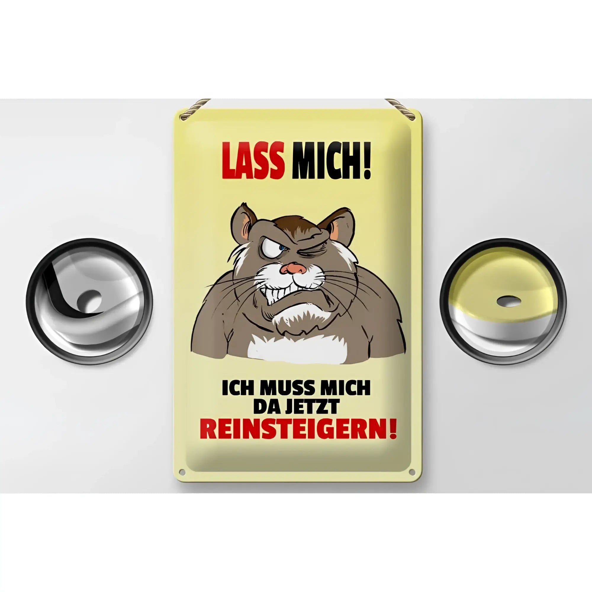 Blechschild 20x30cm gelb mit wütendem hamster cartoon und rotem schwarzem deutschen spruch lass mich muss mich da reinsteigern