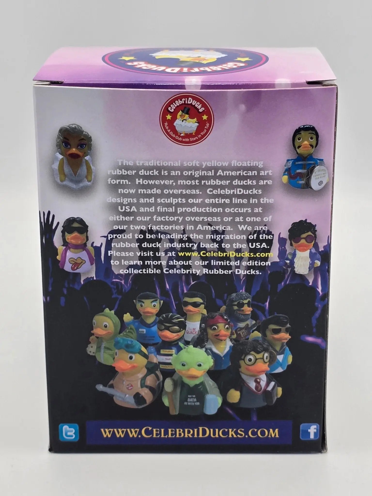 Lila karton mit bunten gummienten im bohemian quacksody style offizielles celebriducks produkt