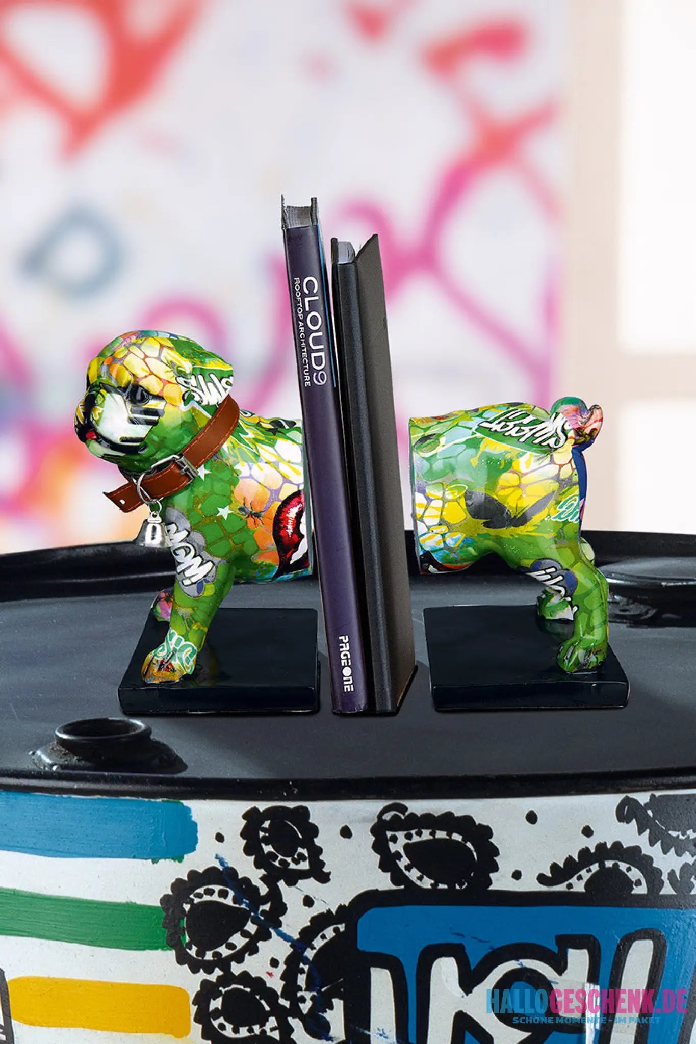 Buchstützen: Bulldogge „Street Art“ – 2-teilig • Kunstharz • mehrfarbig • 20×22,5×12 cm • Gilde - Figur