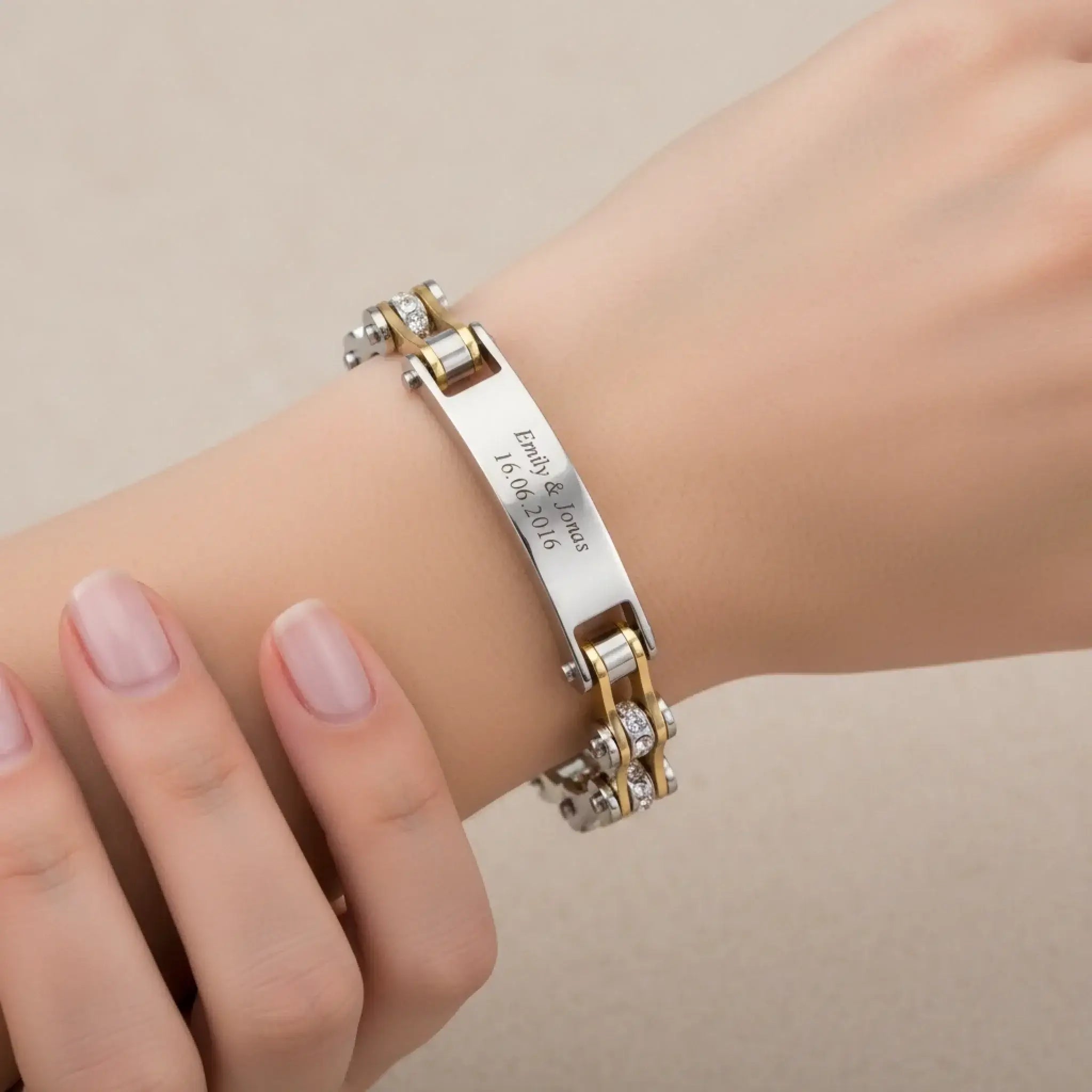 damen-armband-biker-kette-silber-mit-wunschtext-personalisierte-905