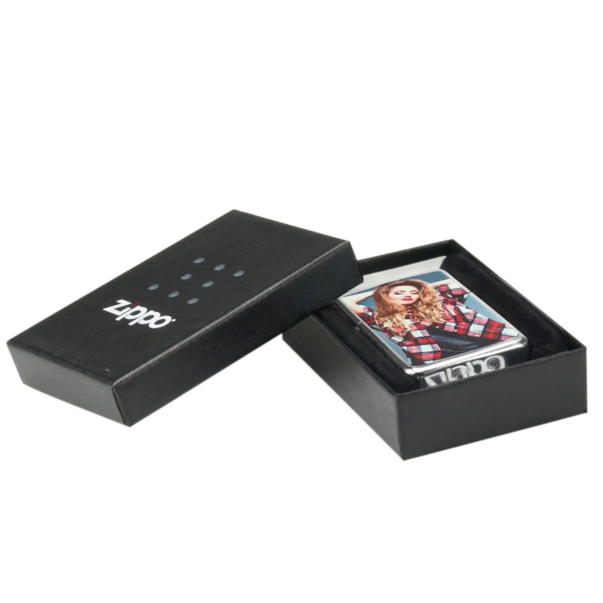 Zippo_liegend mit Deckel_Montage_neu