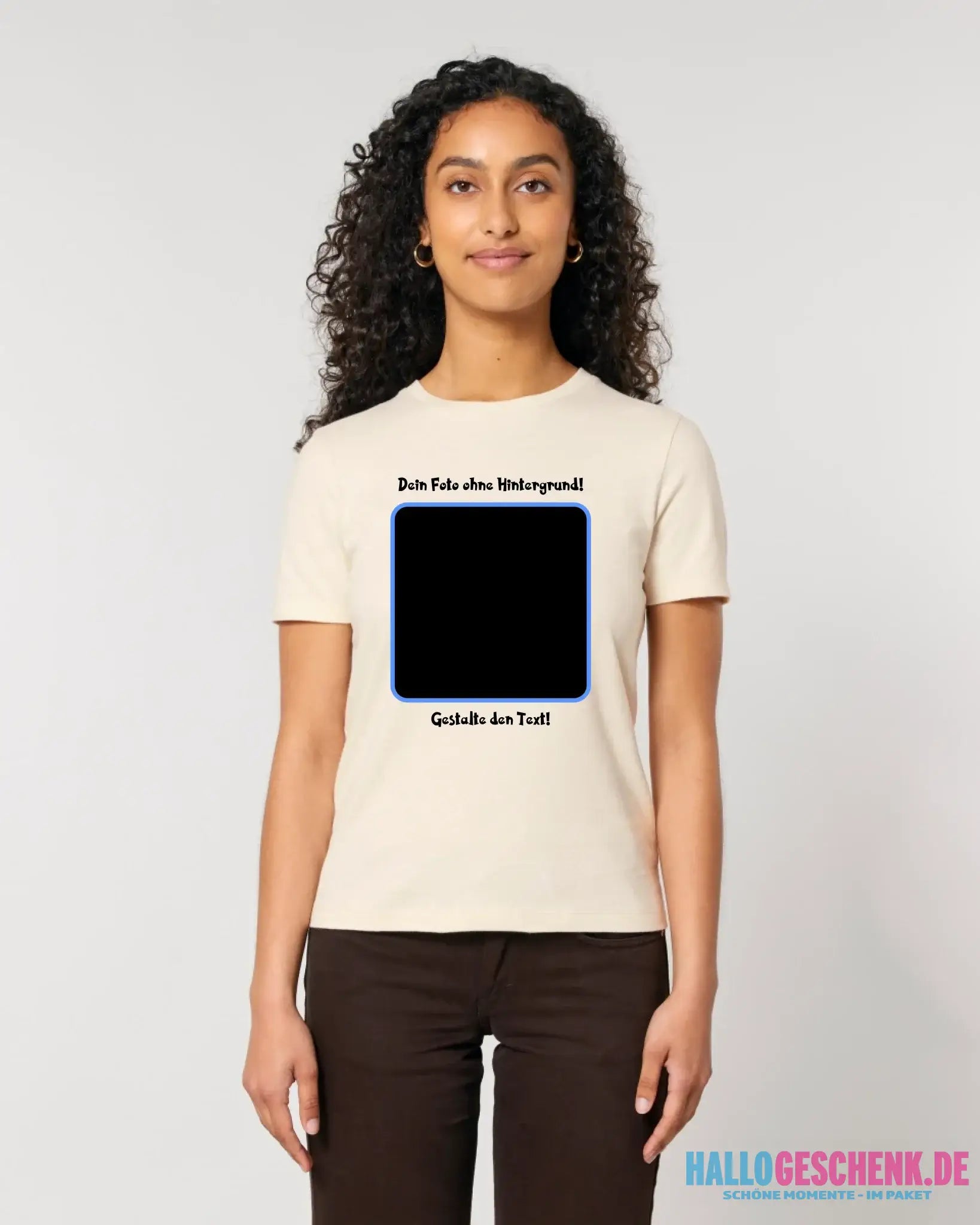 Dein FOTO mit Hintergrundentferner + Text + Hintergrund (optional) • Damen T-Shirt • Bio-Baumwolle • Premium-Qualität