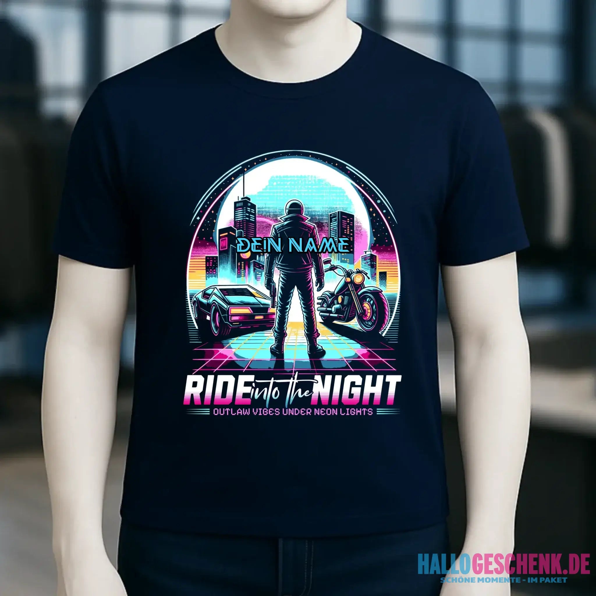 Dein Name • Ride into the night • Retro • 80s • Cyberpunk • Unisex Premium T-Shirt XS-5XL aus Bio-Baumwolle für Damen & Herren • Exklusivdesign • personalisiert