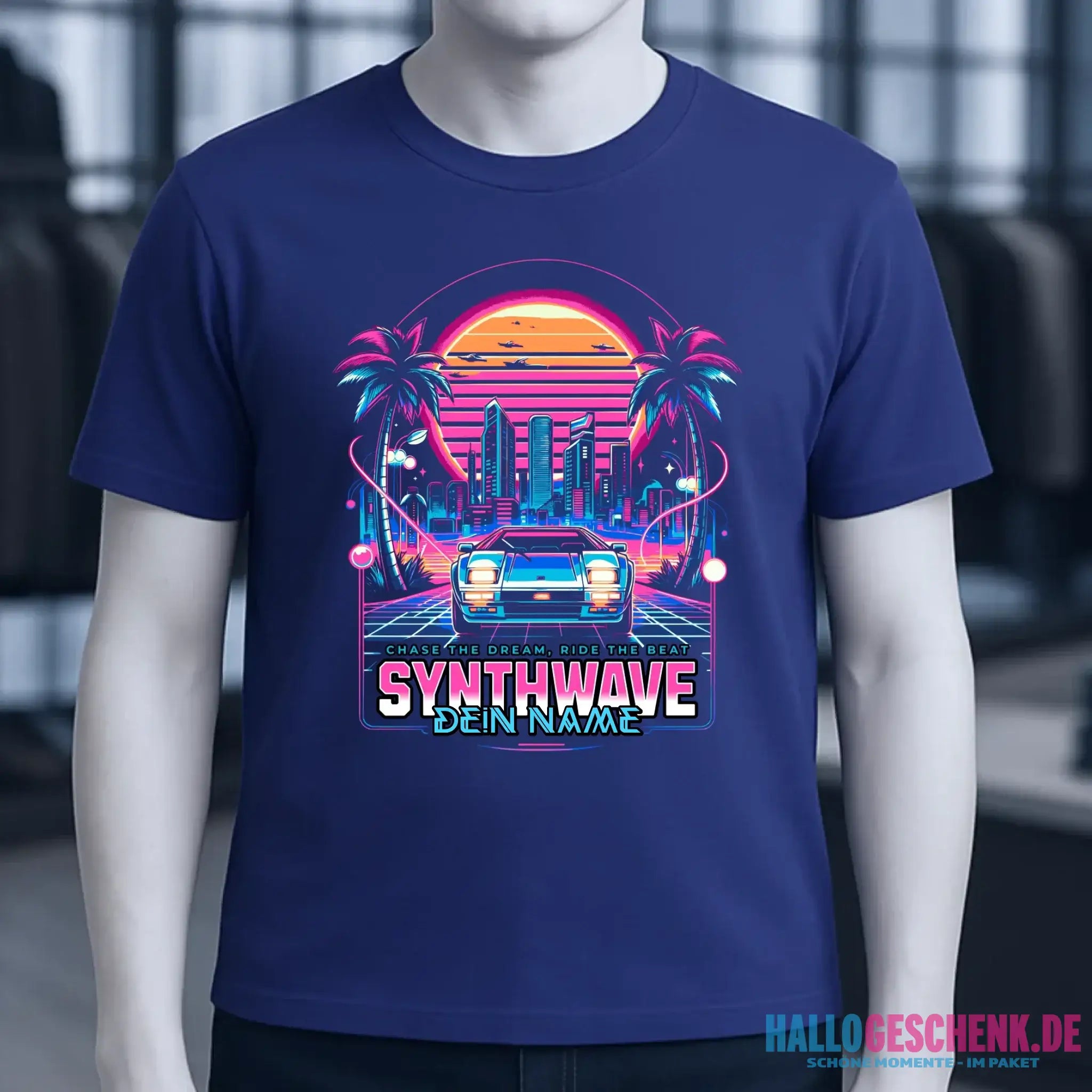 Dein Name • Synthwave • Retro • 80s • Cyberpunk • Unisex Premium T-Shirt XS-5XL aus Bio-Baumwolle für Damen & Herren • Exklusivdesign • personalisiert