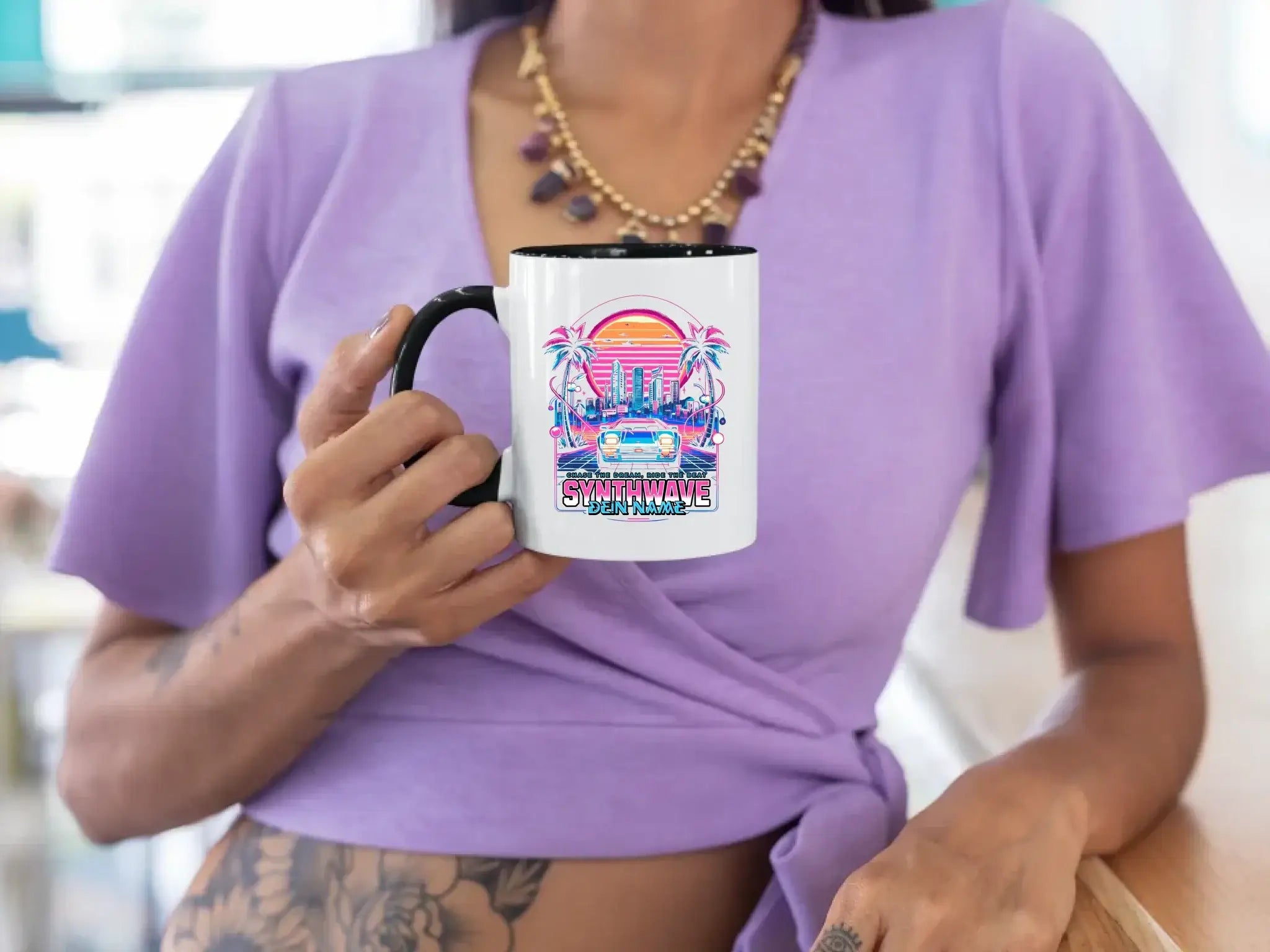 Dein Name • Synthwave • Retro • 80s • Cyberpunk • zweifarbige Tasse spülmaschinengeeignet • Exklusivdesign • personalisiert