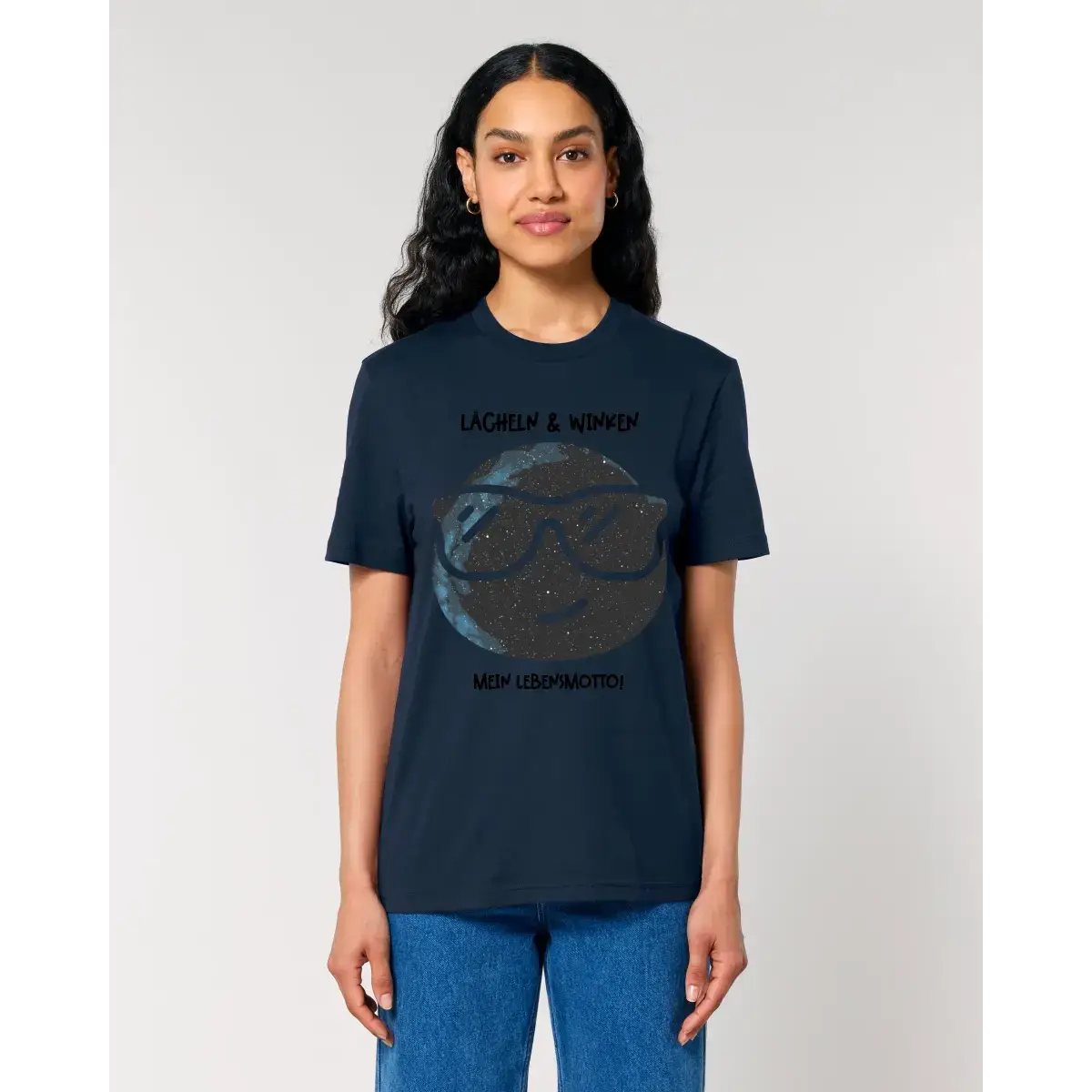 Echte Sternkarte als Emoticon mit Sonnenbrille + Text • Unisex Premium T-Shirt XS-5XL aus Bio-Baumwolle für Damen & Herren • Exklusivdesign • personalisiert