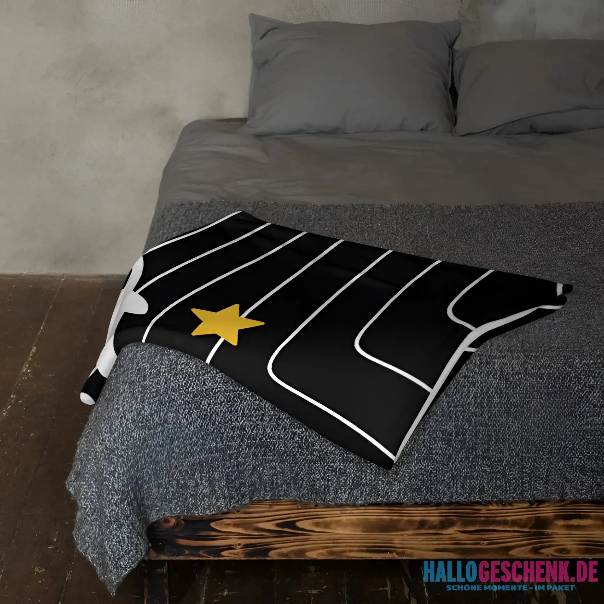 Family for life! • Kuscheldecke / Tagesdecke - Kuscheldecken