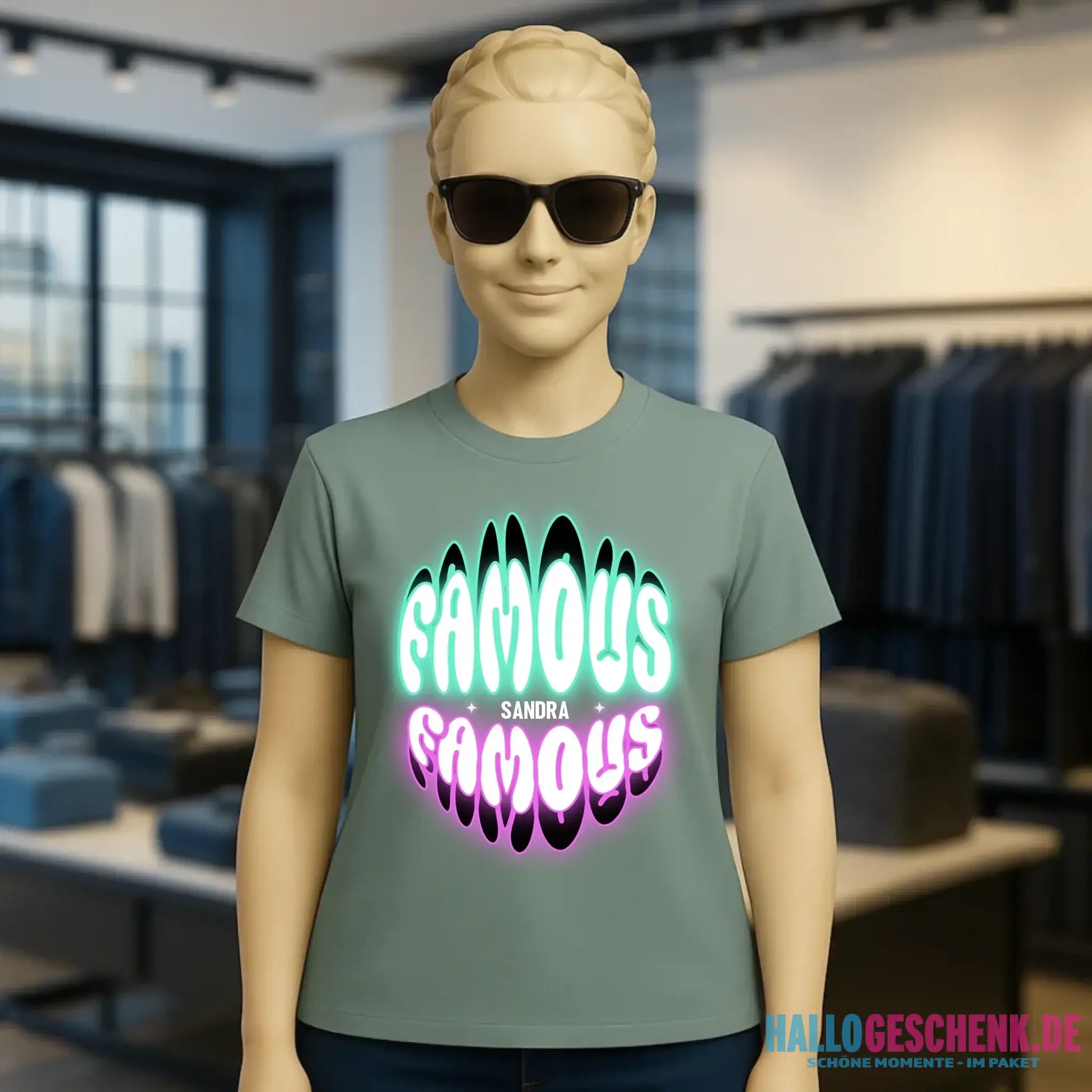 FAMOUS + Name • Frau • personalisierter Text • Ladies Premium T-Shirt XS-2XL aus Bio-Baumwolle für Damen • Exklusivdesign • personalisiert • Motivauswahl • personalisierbar