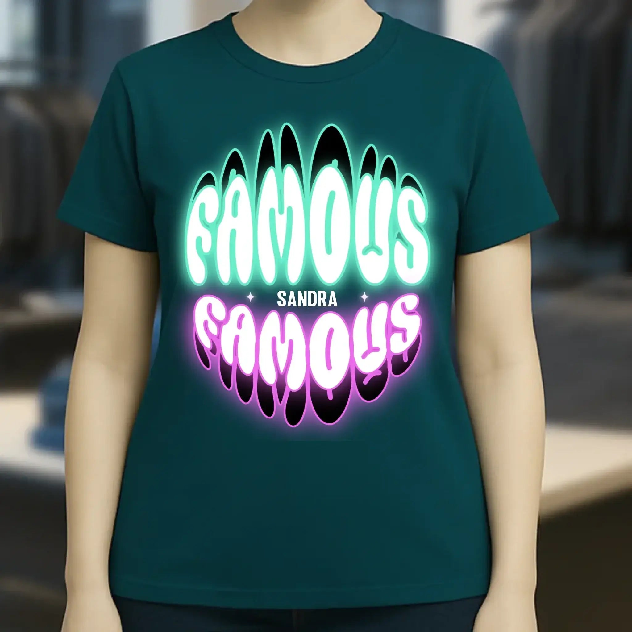 FAMOUS + Name • Frau • personalisierter Text • Ladies Premium T-Shirt XS-2XL aus Bio-Baumwolle für Damen • Exklusivdesign • personalisiert • Motivauswahl • personalisierbar