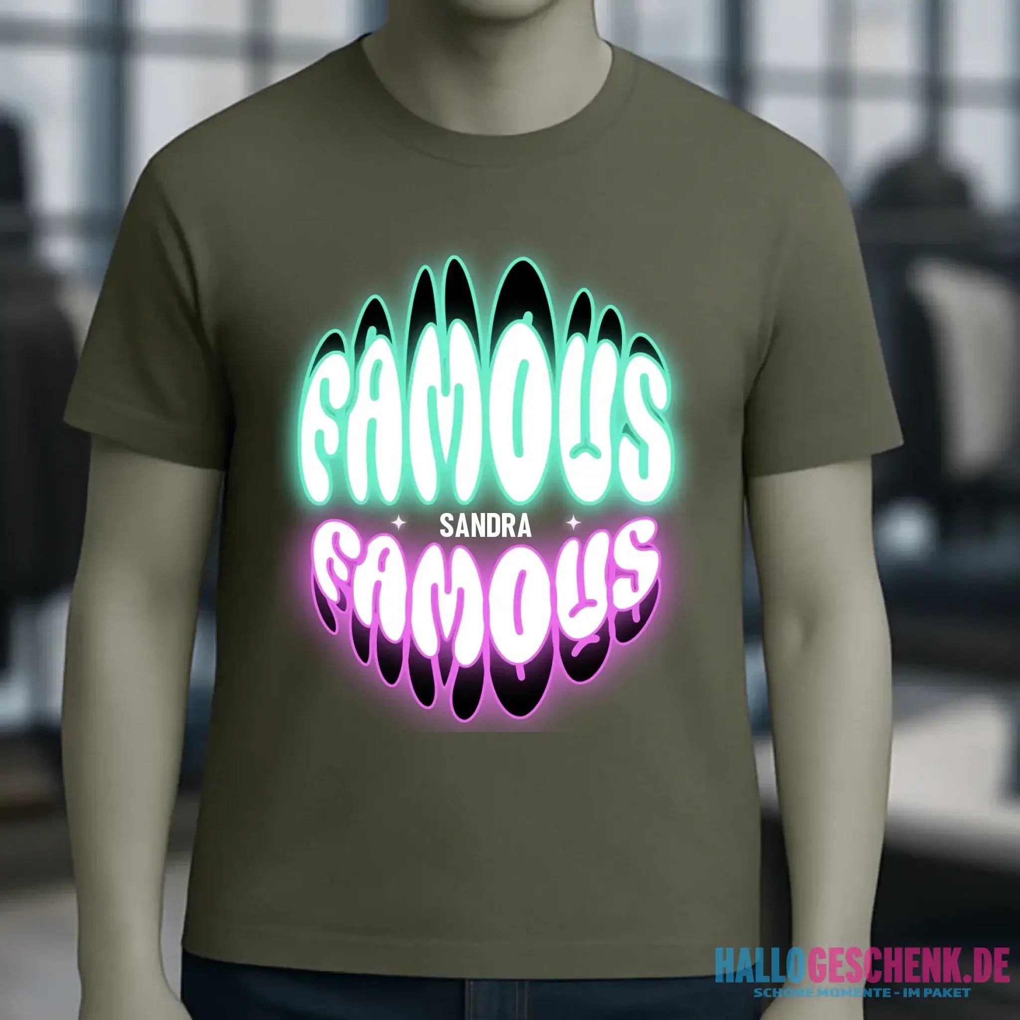 FAMOUS + Name • personalisierter Text • Unisex Premium T-Shirt XS-5XL aus Bio-Baumwolle für Damen & Herren • Exklusivdesign • personalisiert