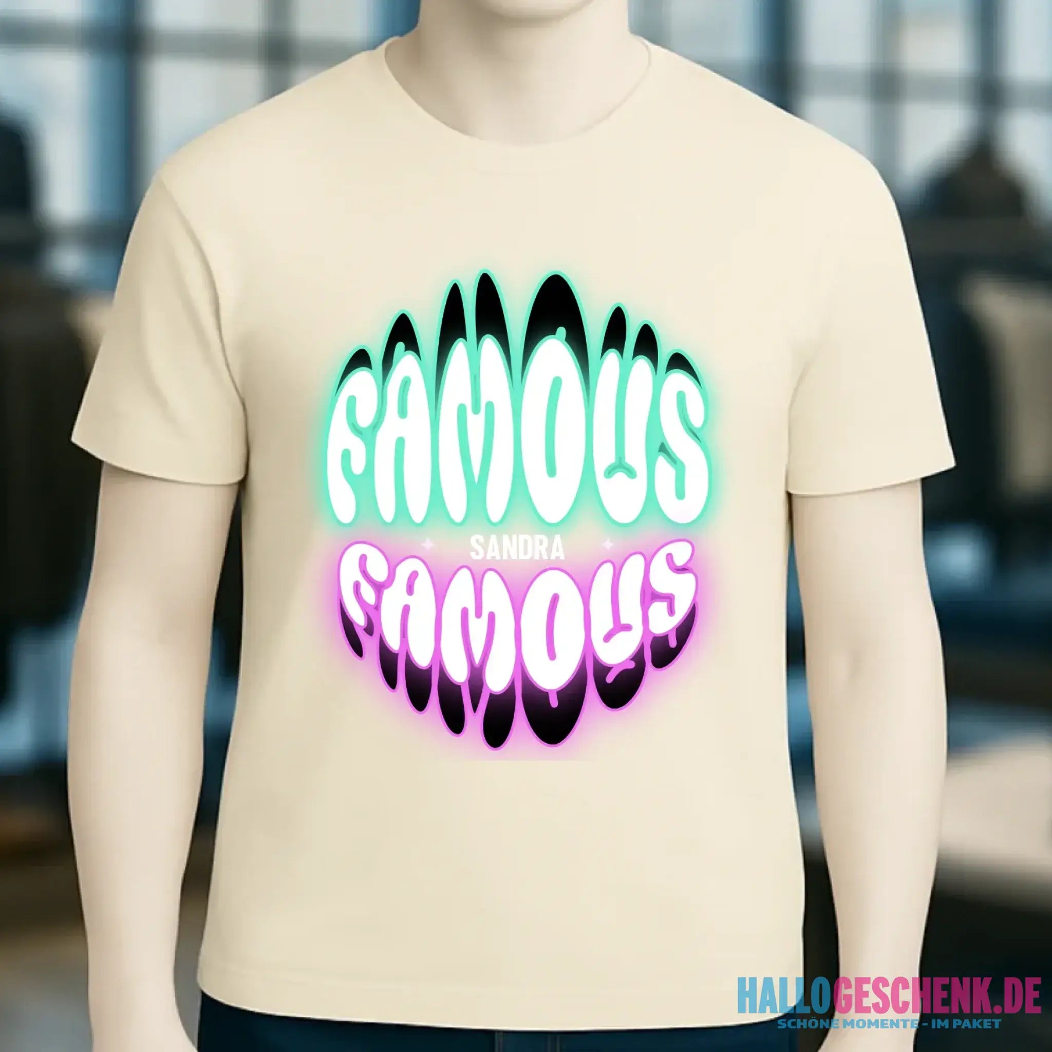 FAMOUS + Name • personalisierter Text • Unisex Premium T-Shirt XS-5XL aus Bio-Baumwolle für Damen & Herren • Exklusivdesign • personalisiert
