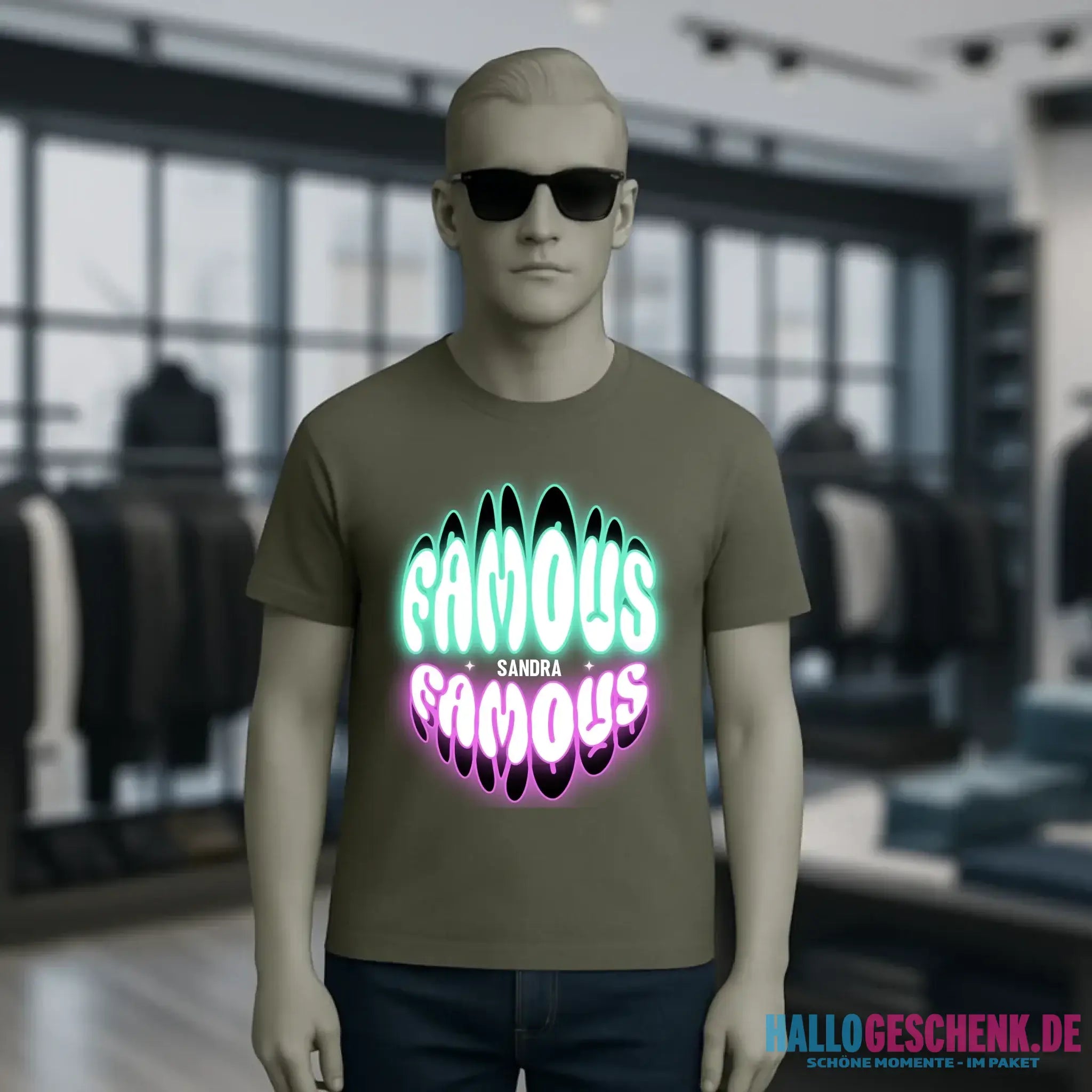 FAMOUS + Name • personalisierter Text • Unisex Premium T-Shirt XS-5XL aus Bio-Baumwolle für Damen & Herren • Exklusivdesign • personalisiert