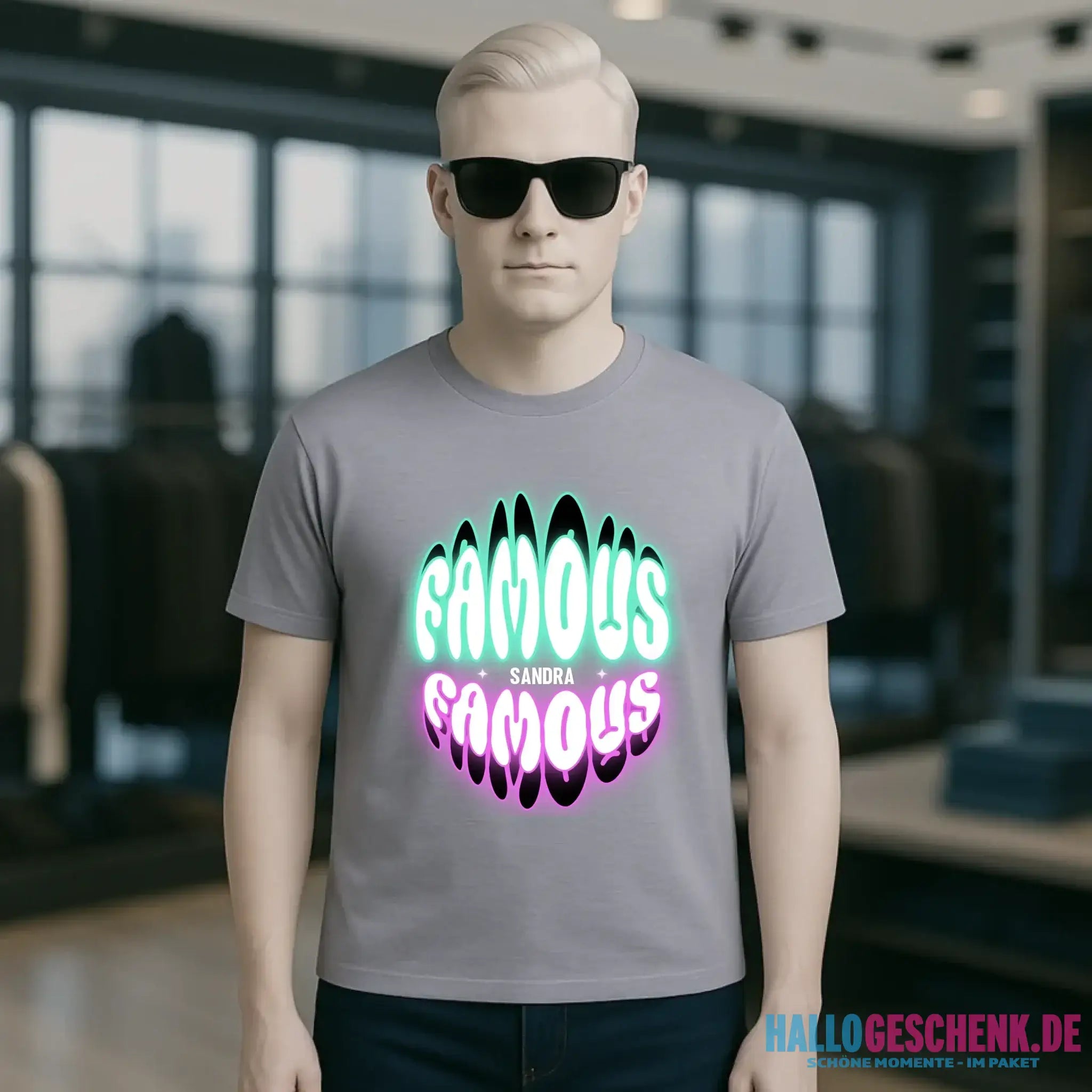 FAMOUS + Name • personalisierter Text • Unisex Premium T-Shirt XS-5XL aus Bio-Baumwolle für Damen & Herren • Exklusivdesign • personalisiert