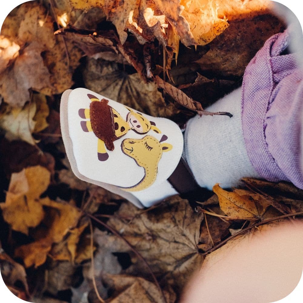 Babyschuhe aus weichem Leder Giraffe Hug