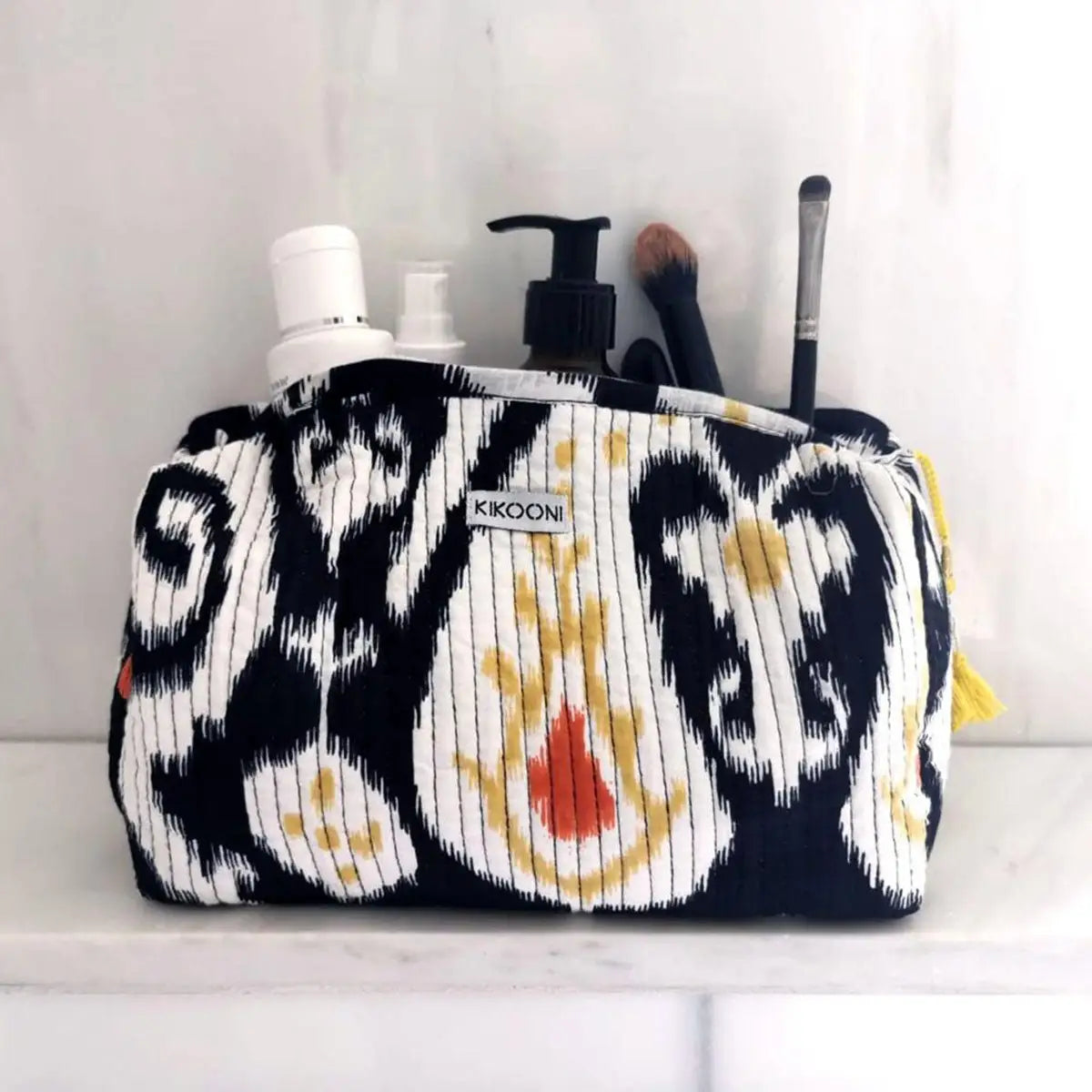 Handgemachte Kosmetiktasche ’BLACK IKAT’ - handgefertigte Taschen