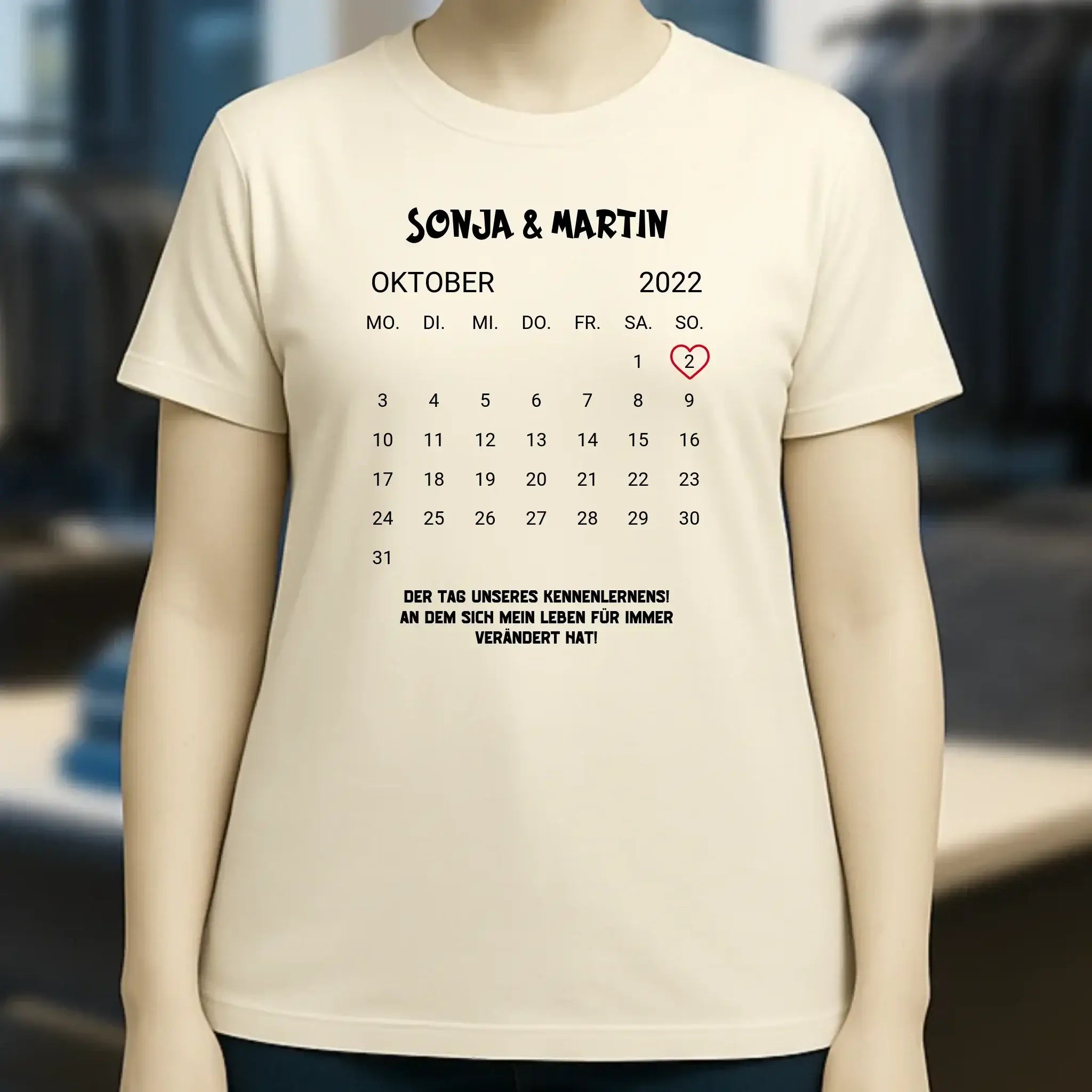 KALENDER-MOTIV mit Datum & Wunschtext • Damen T-Shirt • Bio • personalisiert