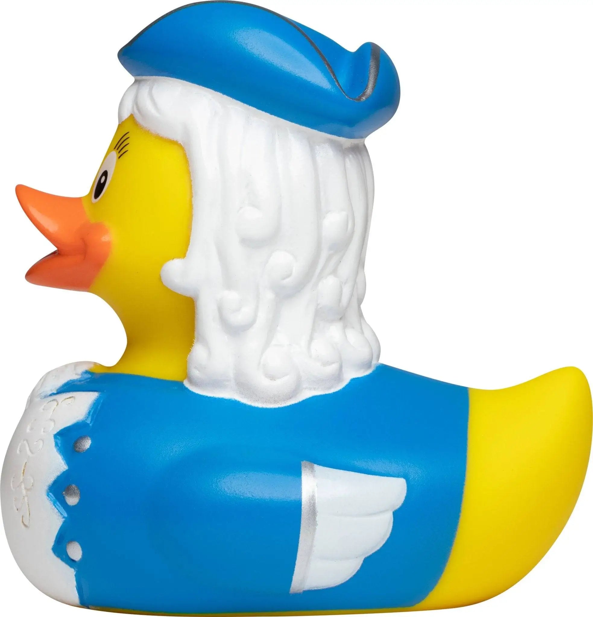 Eine gelbe quietscheente mit blauem barett, weißer lockiger perücke und blauem outfit mit silberbesatz