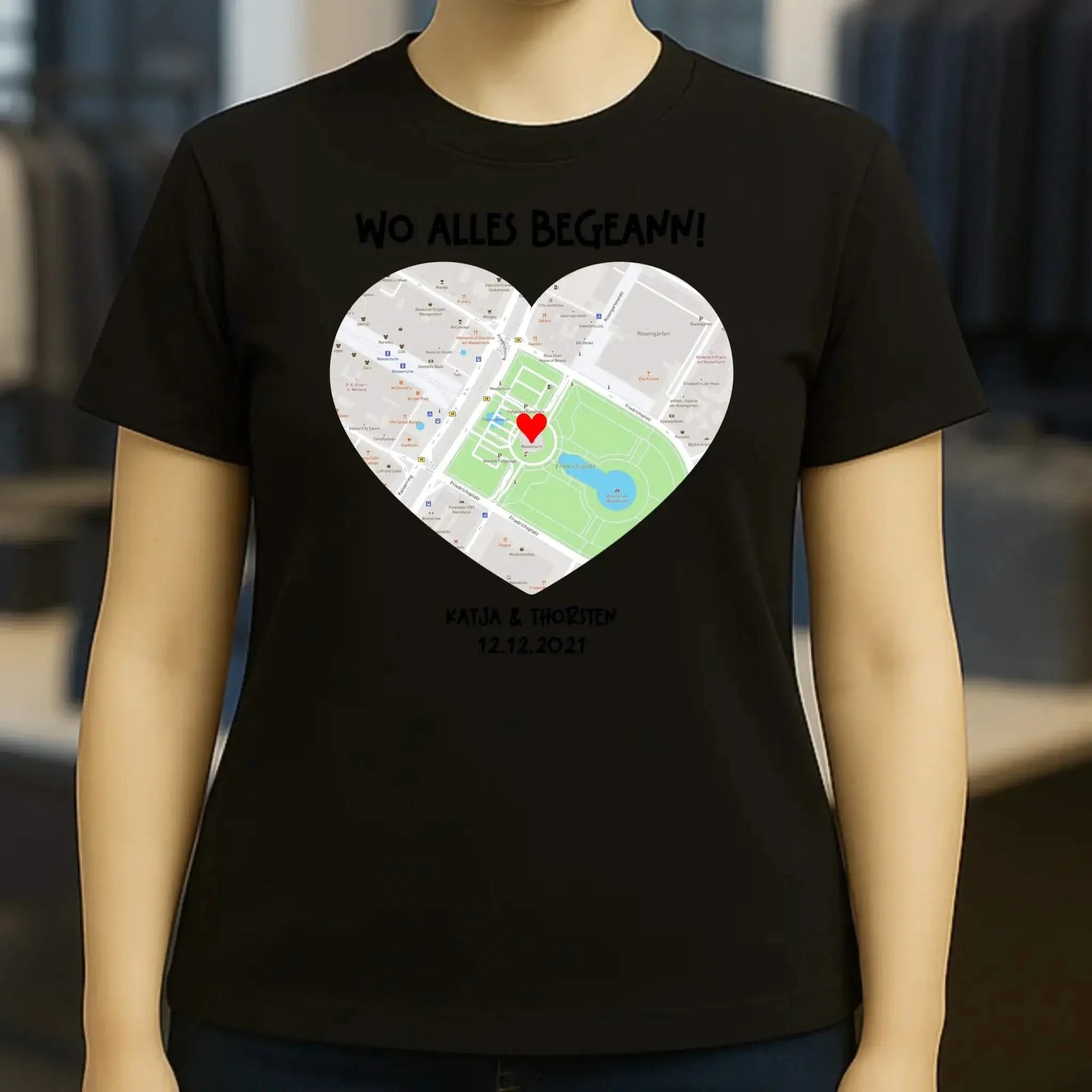 Karten-Generator mit echtem Ort und deinem Text • Karte • Maps • Ladies Premium T-Shirt XS-2XL aus Bio-Baumwolle für Damen • Exklusivdesign • personalisiert