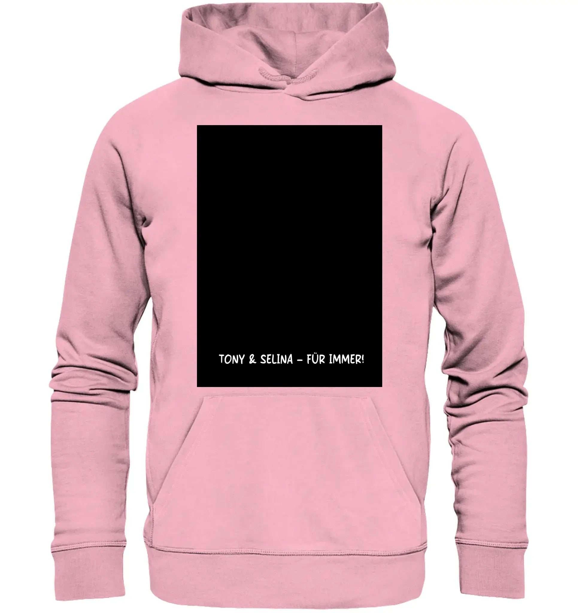 Ein weiches rosa kapuzensweatshirt mit schwarzem rechteckigem patch und weißem text tony & selina für immer