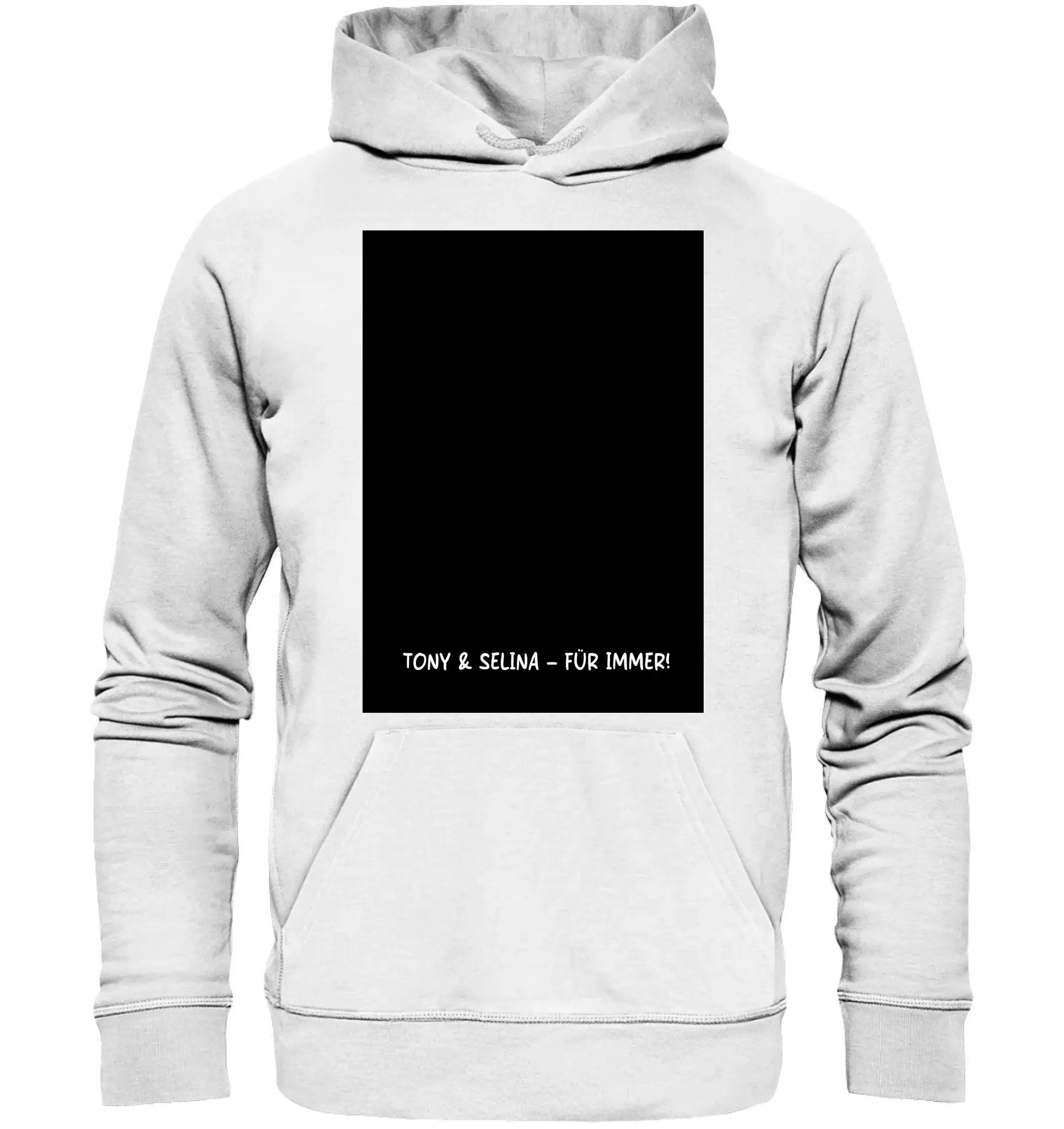 Weißes kapuzen sweatshirt mit schwarzem rechteckigem print und weißem text tony & selina für immer vorne