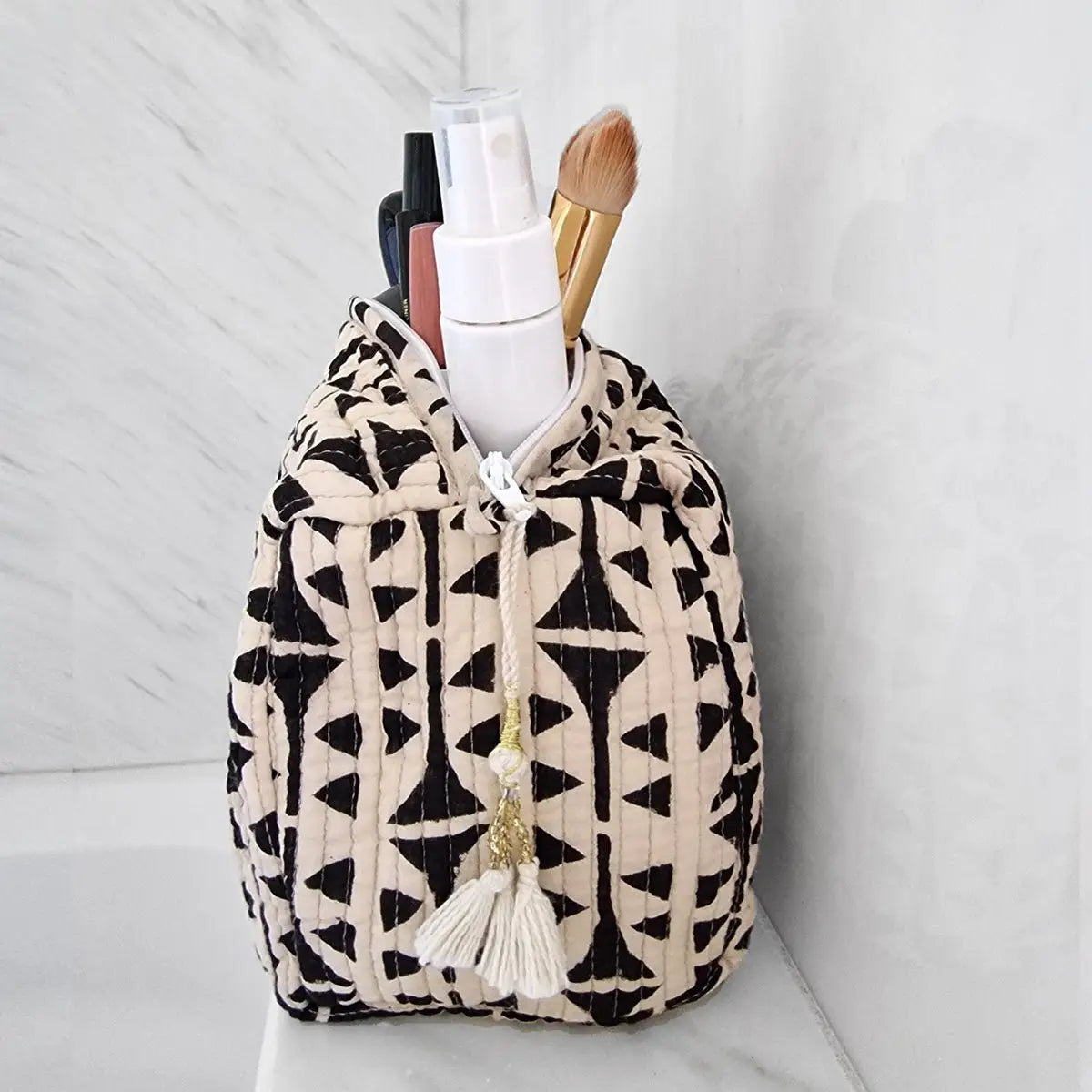 Kosmetiktasche ’Natural Beauty - Seeds’ - handgefertigte Taschen