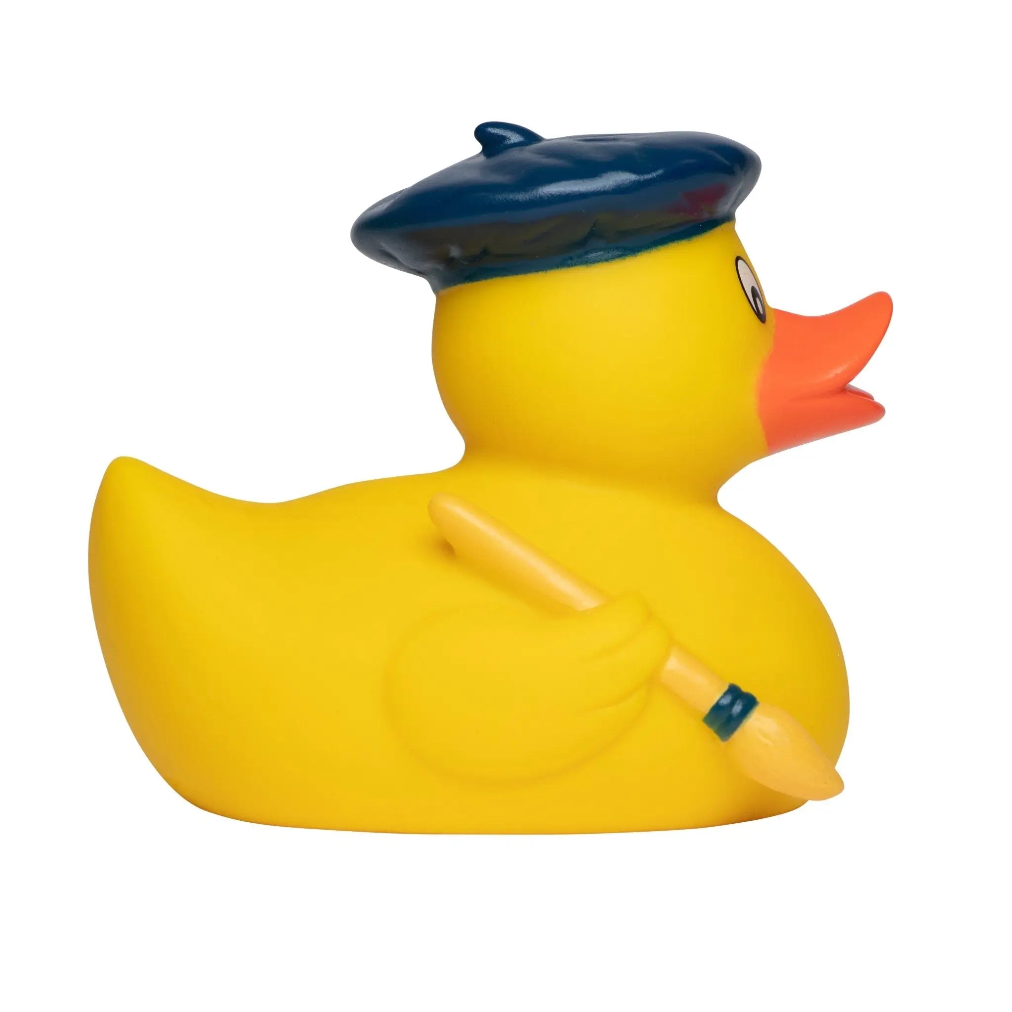 Gelbe quietsche-ente mit marineblauer baskenmütze und pinsel als künstler und maler badeente