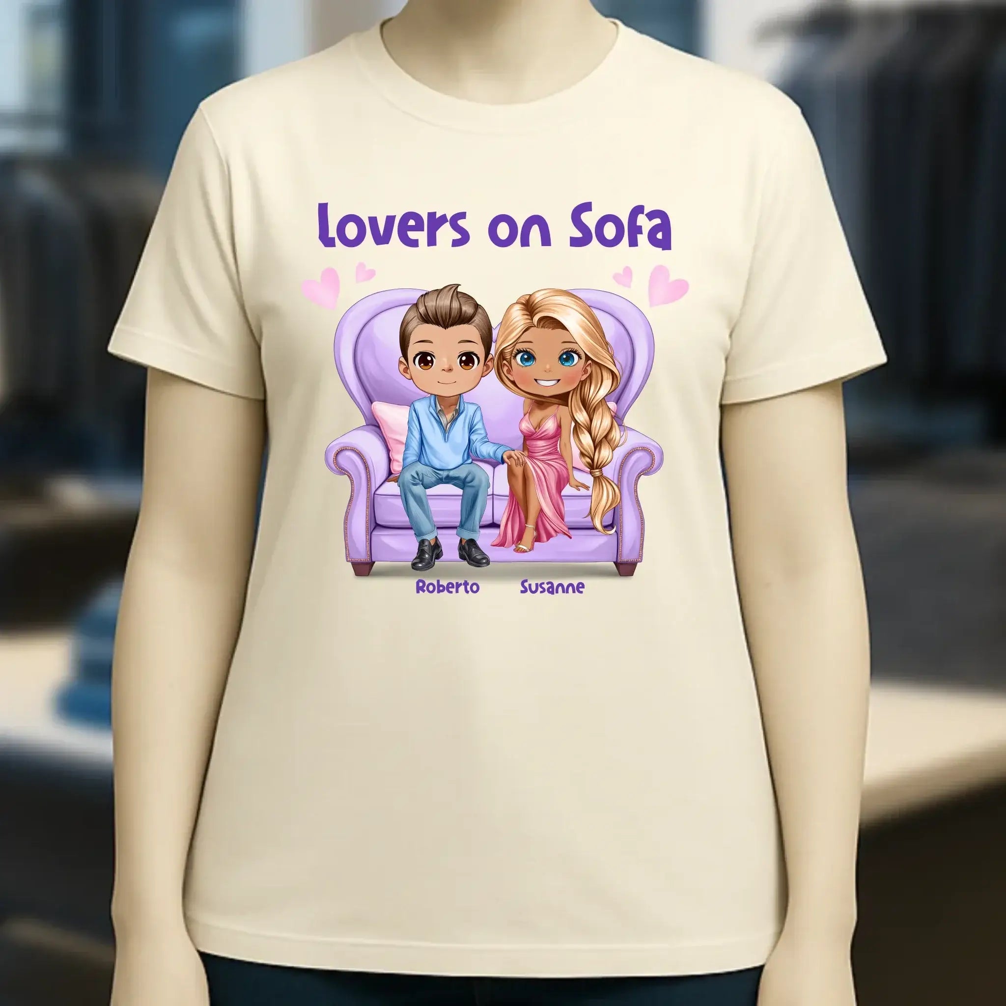 LOVERS ON SOFA diverse Paare • mit Wunschtext • Damen T-Shirt • Bio • personalisiert