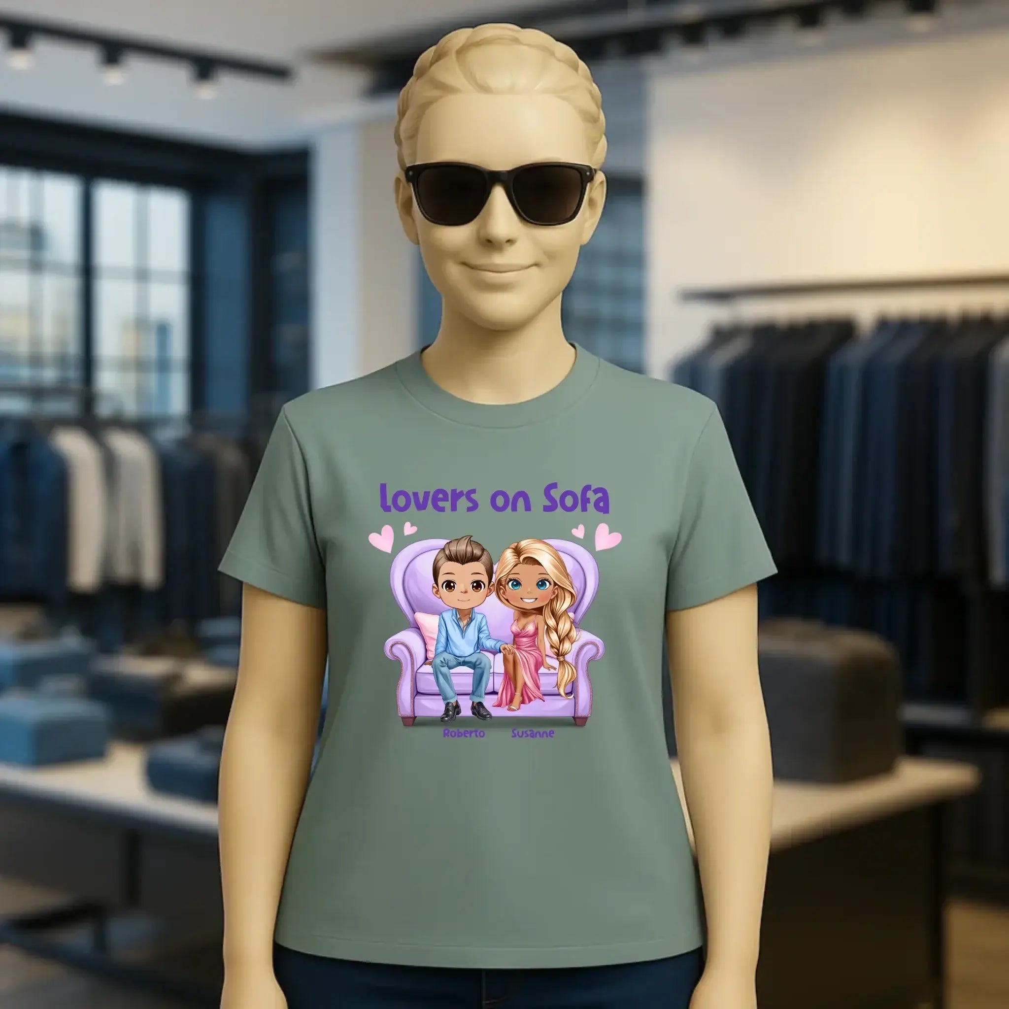 LOVERS ON SOFA diverse Paare • mit Wunschtext • Damen T-Shirt • Bio • personalisiert