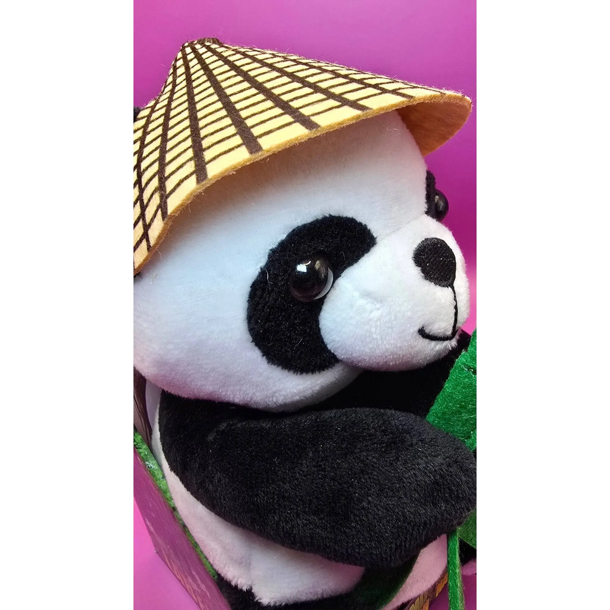 Lustiger Laber-Panda BAO BAO, der alles nachplappert • inkl. Hut und Bambus • 14,5x12x18 cm • Labertiere