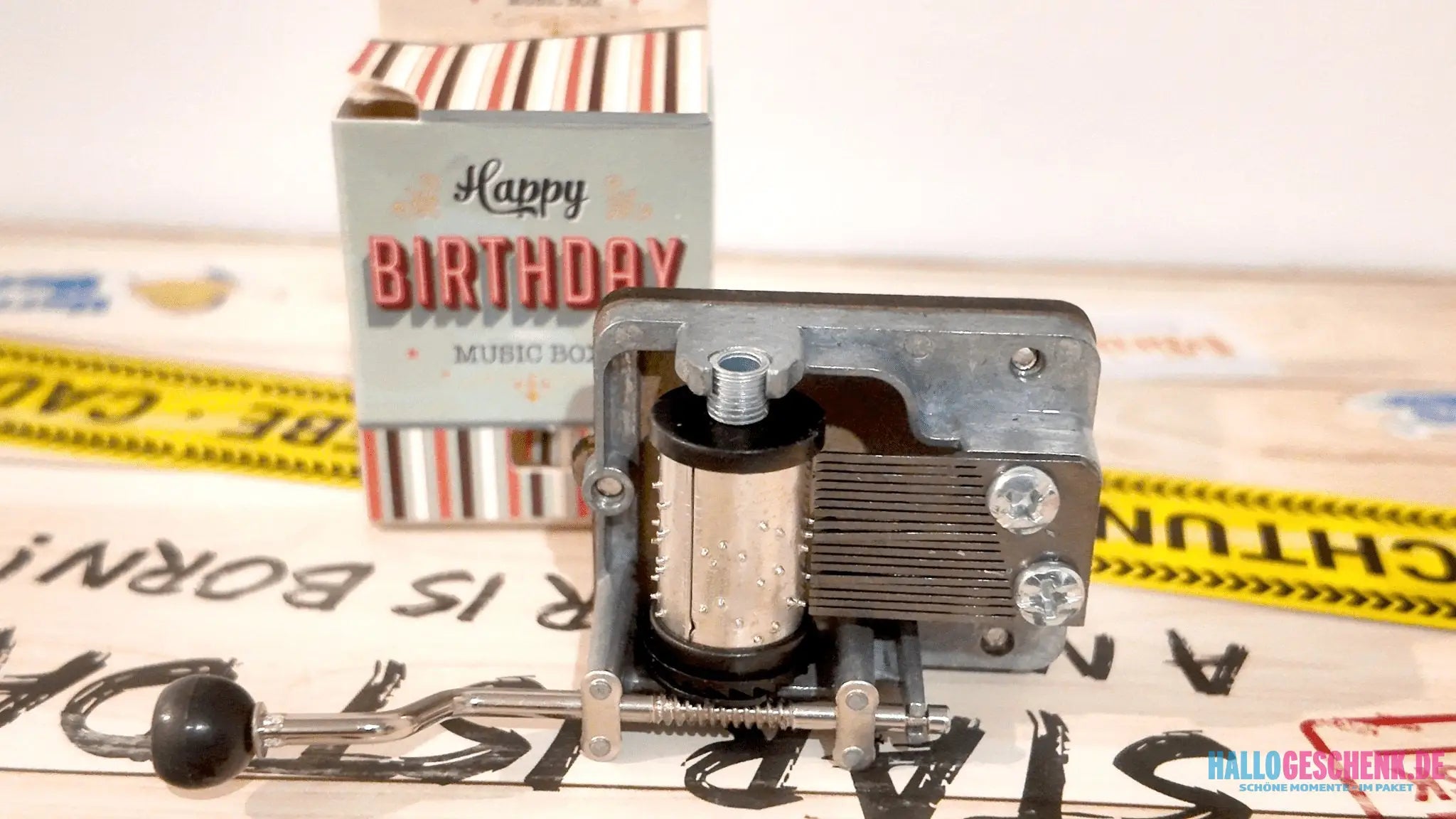 Musikbox zum Geburtstag • Happy Birthday • ca. 4 x 5 cm Spieluhr