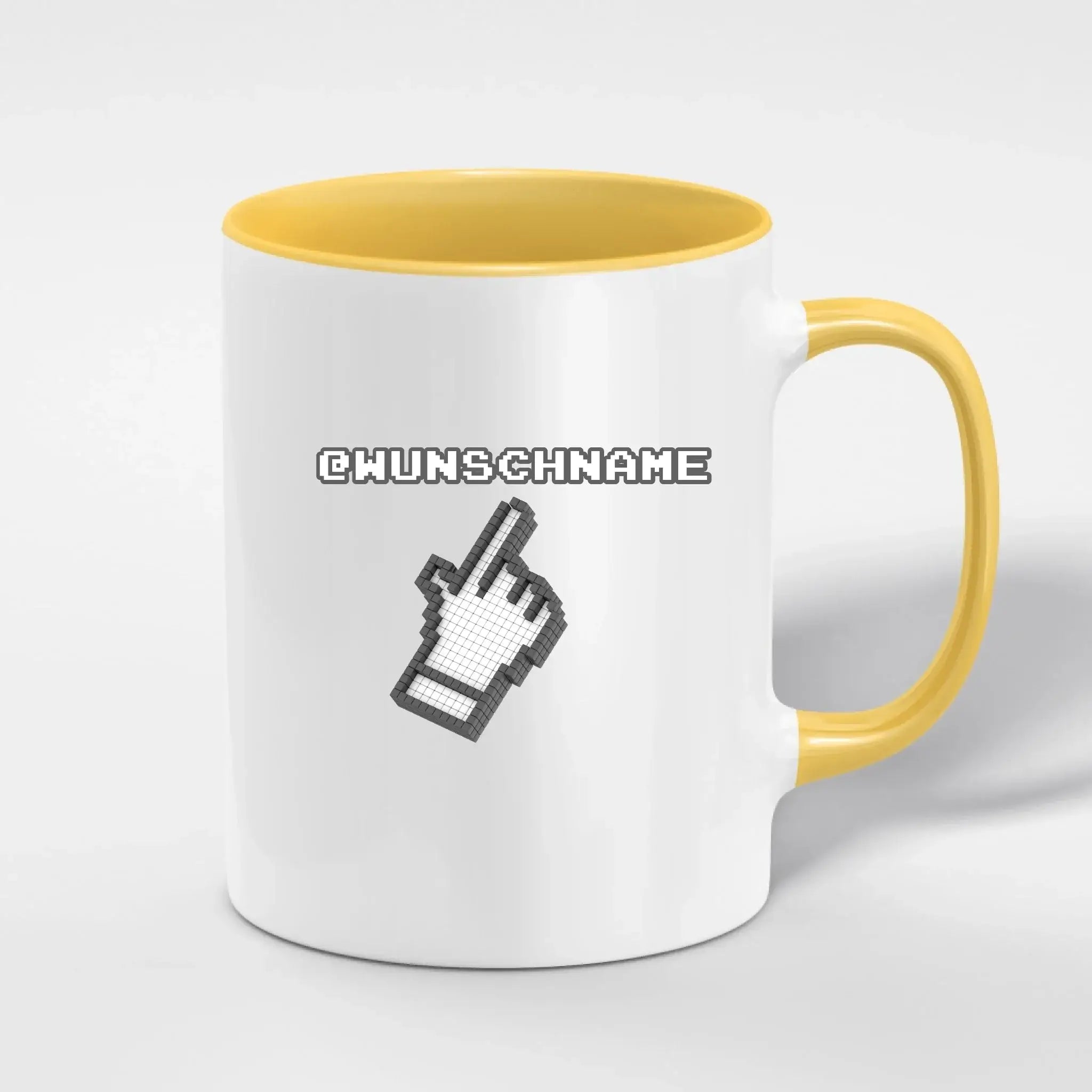 Weiße keramiktasse mit gelbem inneren und griff, pixeliger cursor grafik, personalisierbar und spülmaschinenfest