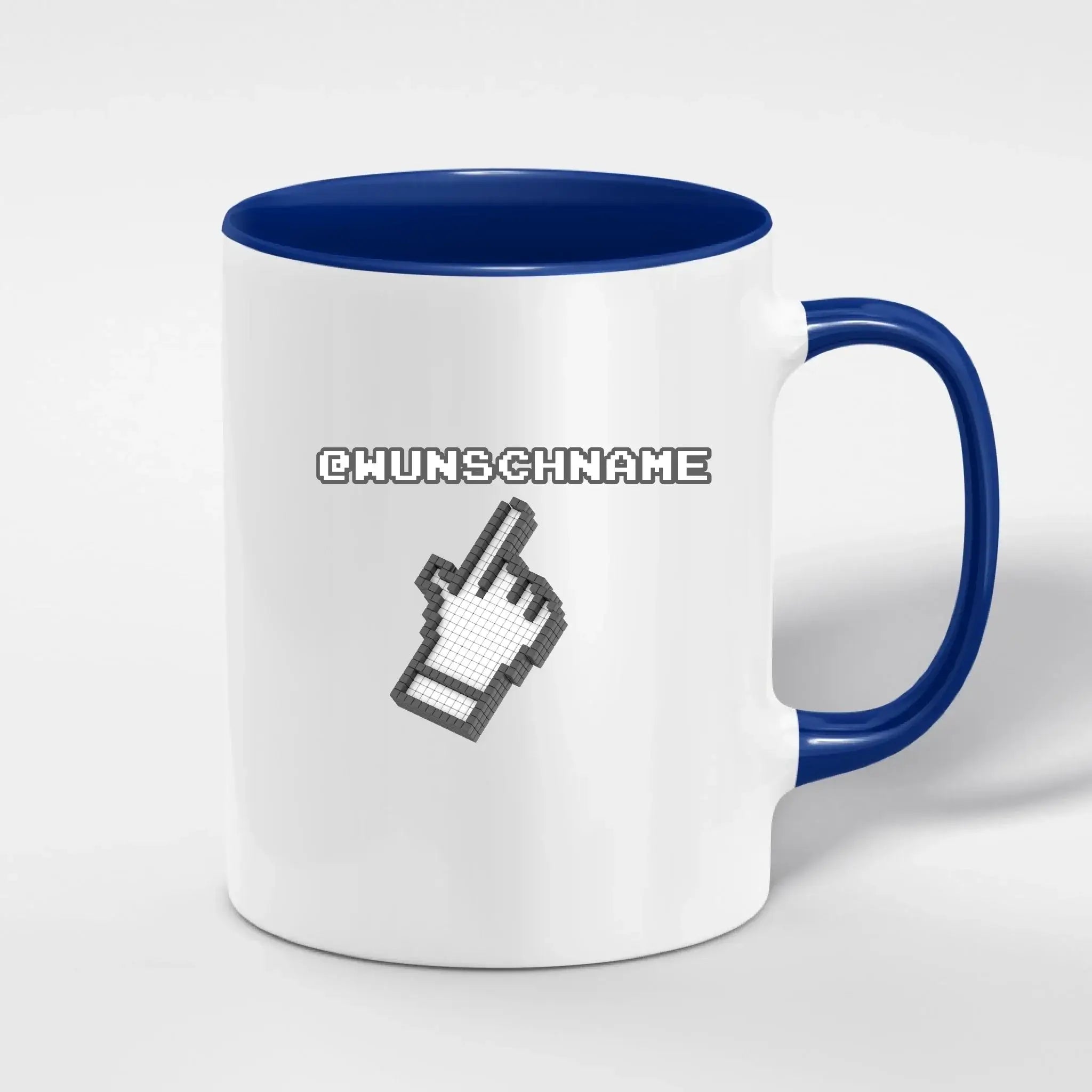 Weiße keramik tasse mit blauem griff und innen, pixelierter cursor und grauer text bwunschname, personalisierte zweifarbige spülmaschinenfeste tasse