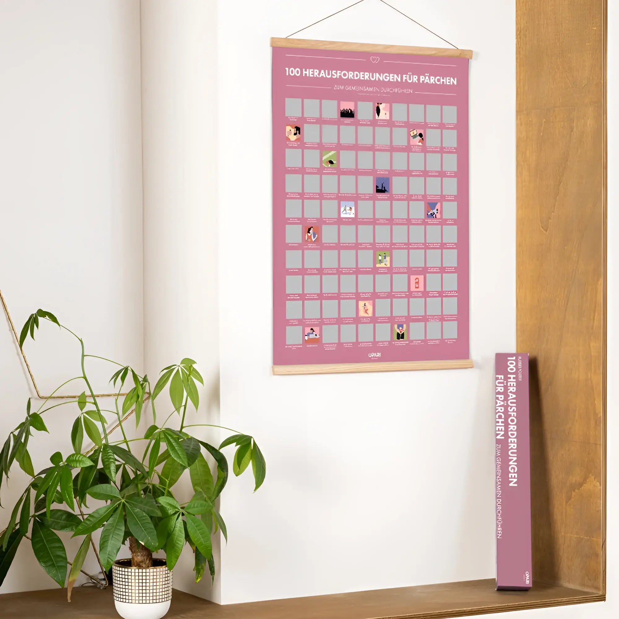 Pink holzrahmen rubbelposter kalender 100 herausforderungen fĂŒr pĂ€rchen mit illustrationen zum gemeinsamen durchmachen