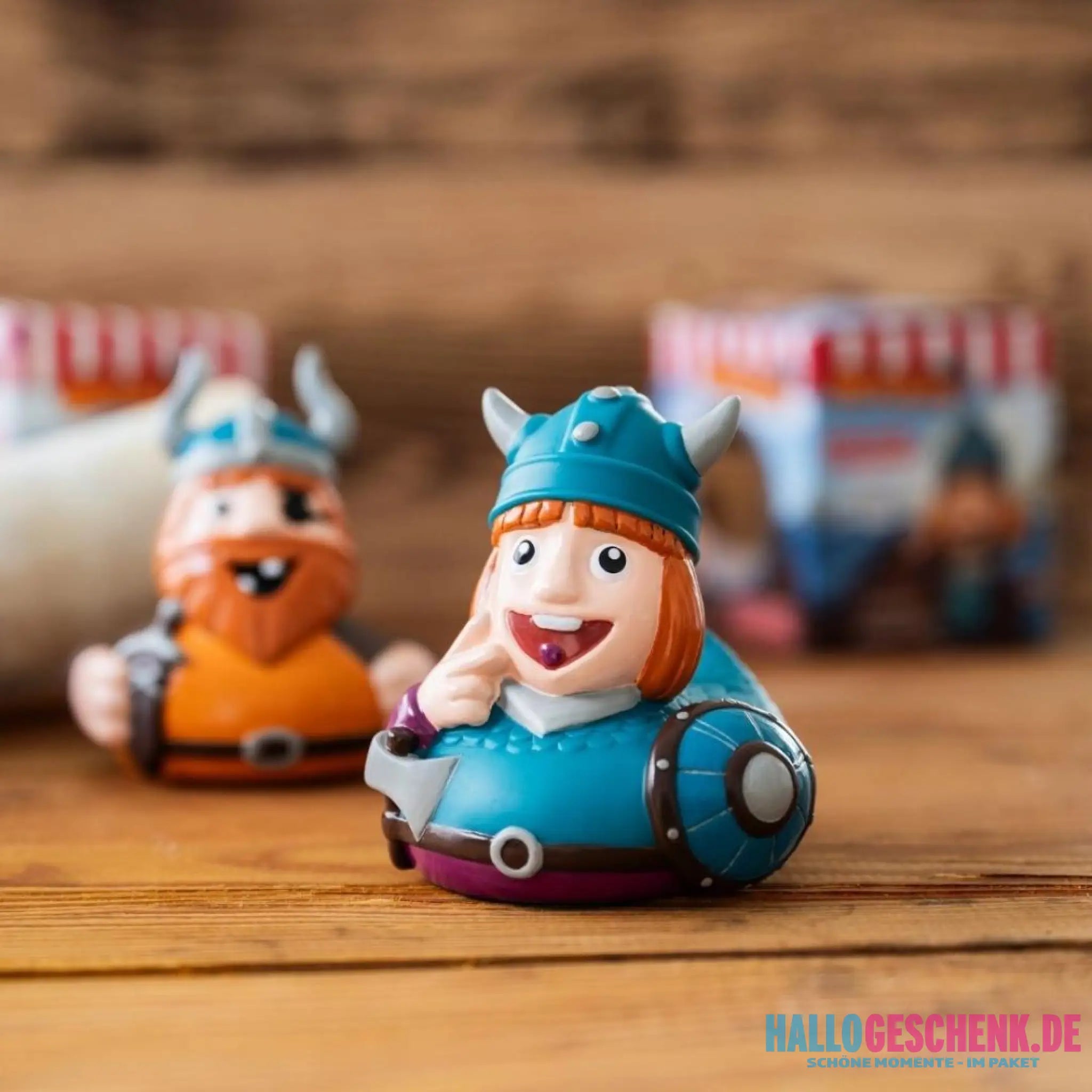 Schnabels® Badeente „Wickie“ mit Geschenkverpackung 🛁🪖🎁 - Badeenten