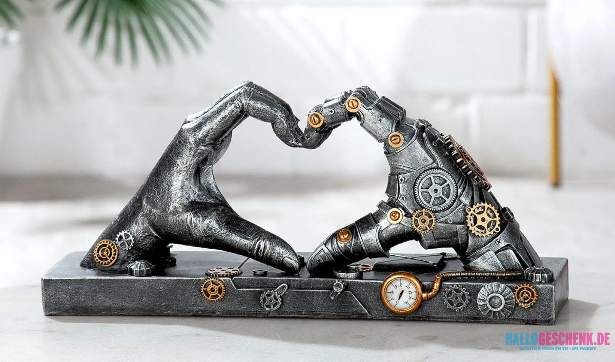 Steampunk: Skulptur Herz-Hände „Hand“ • Kunstharz • silberfarben • 16x35x9,5 cm • Gilde - Steampunk