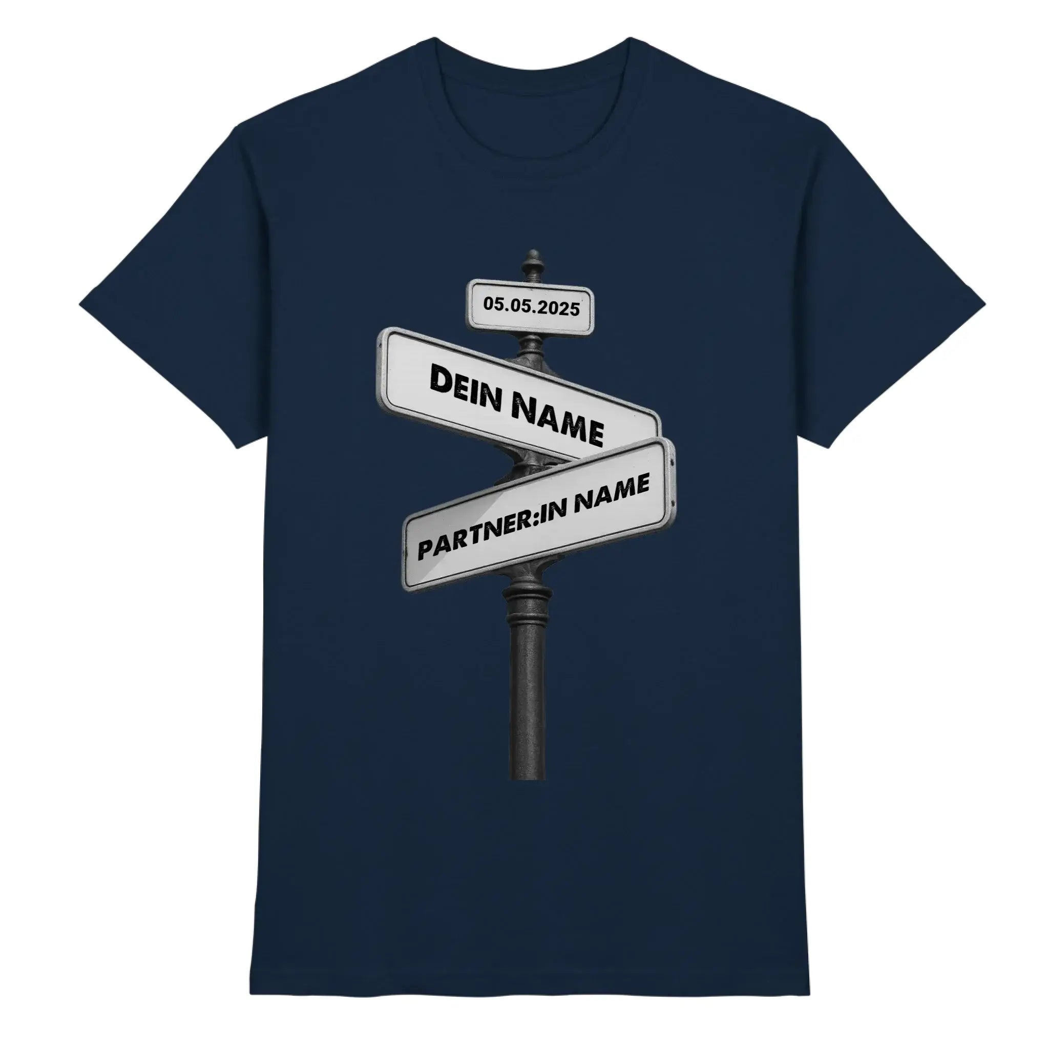 Straßenschild Wegweiser • mehrere Artikel • ’Statement-Collection’ • Wunschtext • Mein Motiv - Premium Herren T-Shirt