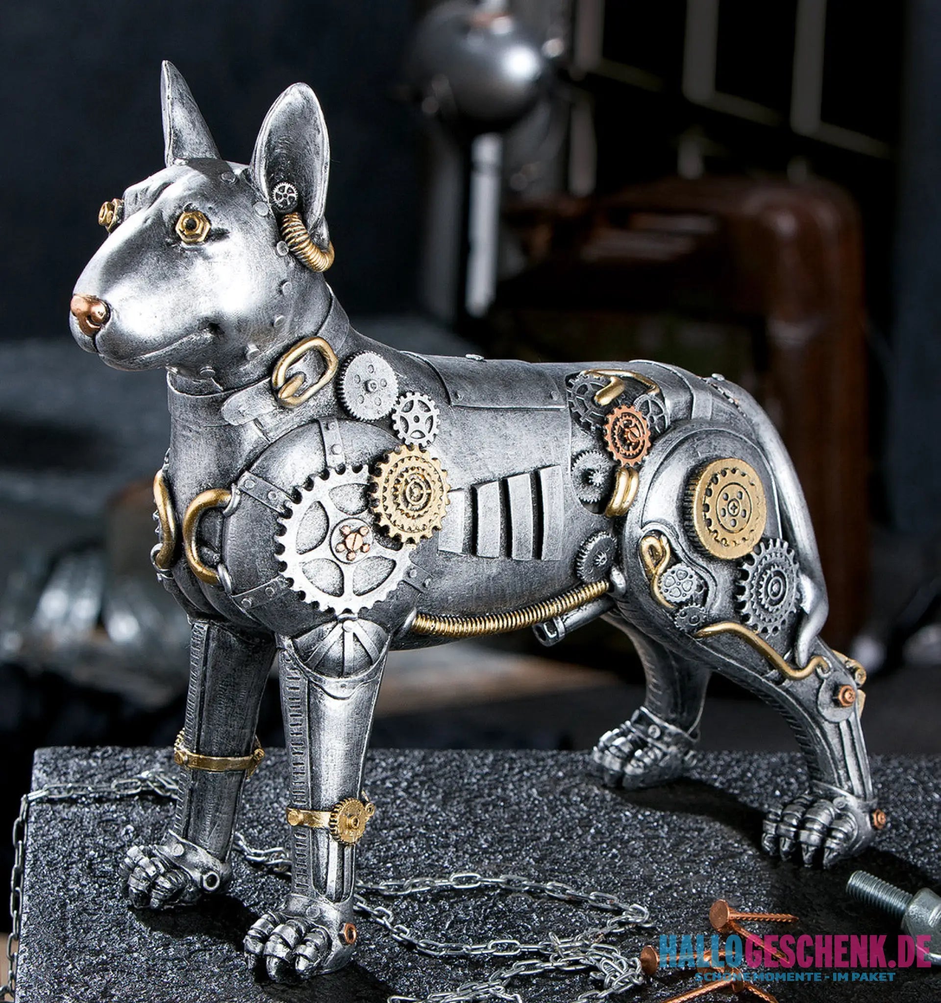 teampunk: Figur „Pitbull“ • Kunstharz • silberfarben mit goldfarbenen Akzenten • 29×13,5×31 cm • Gilde - Steampunk