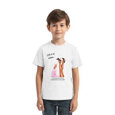 Weiße baumwoll-t-shirt mit grafik von beinen in high heels und text life is so schön aus der ladies party-beine kollektion