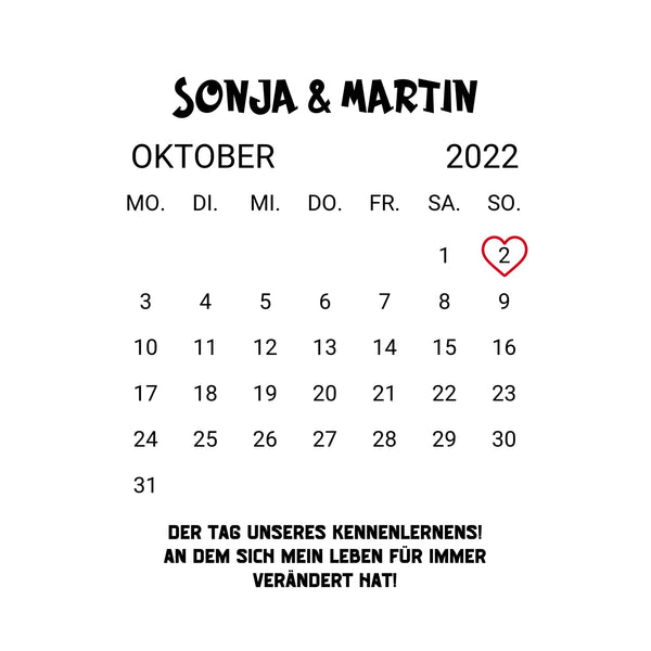 Schwarzer und weißer Kalender für Oktober 2022 mit ’sonja & martin’ oben, mit einem rot gezeichneten Herz um die Zahl 2.