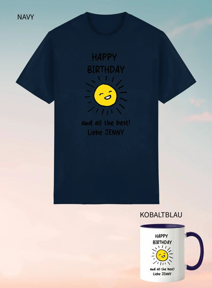 Marine blaues unisex kurzarmshirt mit gelber sonnengrafik und text happy birthday und alles gute liebe jenny im 2er geschenkset